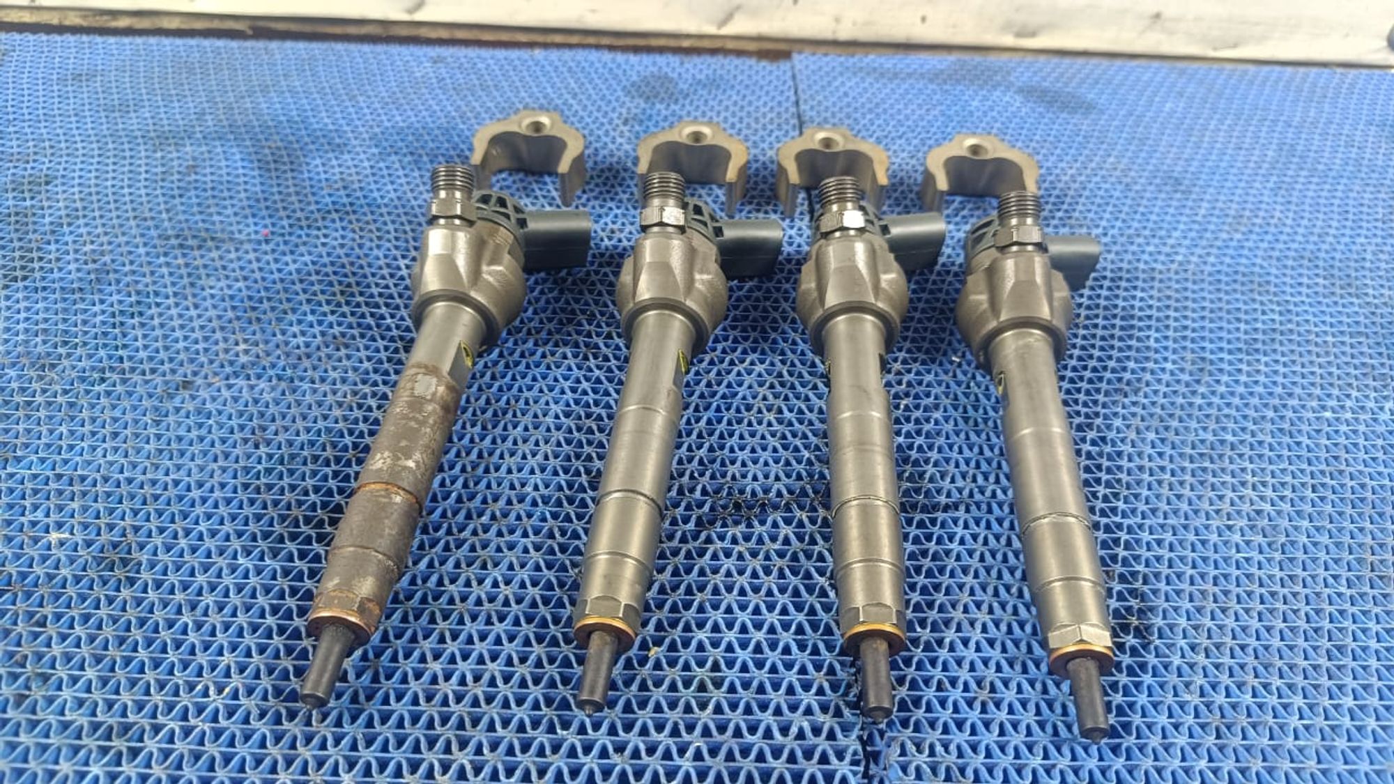 https://gcs.partsauto.market/rn-stockpro.appspot.com/thmbs/userImages/72ad5fba4727bffbc6ea9a8c61494201/part/bca9d12b-2280-47e1-972e-2819da65c793_1747233834136.jpg