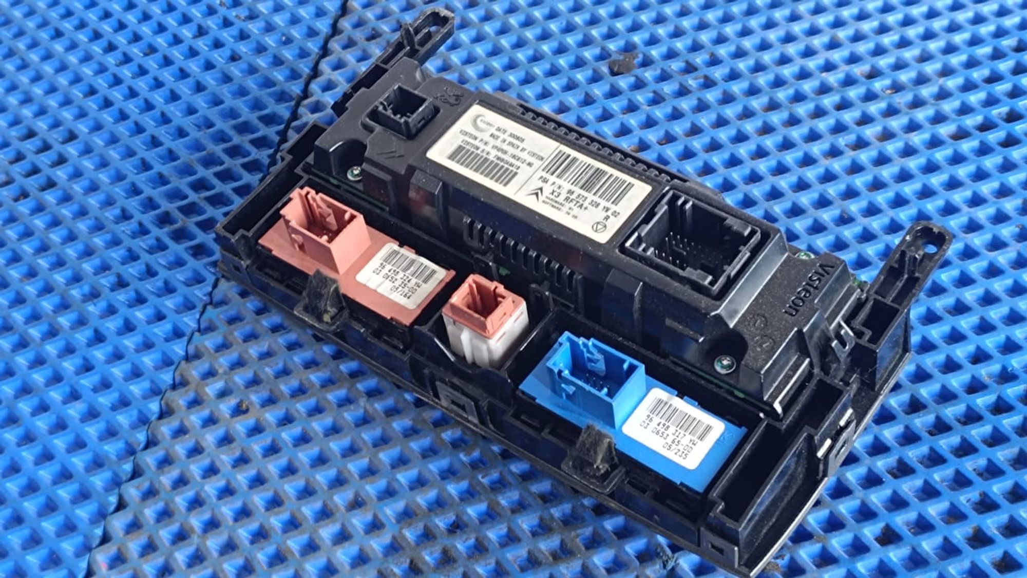 https://gcs.partsauto.market/rn-stockpro.appspot.com/thmbs/userImages/72ad5fba4727bffbc6ea9a8c61494201/part/bf3c0071-ea23-44f1-b2df-3b2ccc12ac5e_1746953238244.jpg