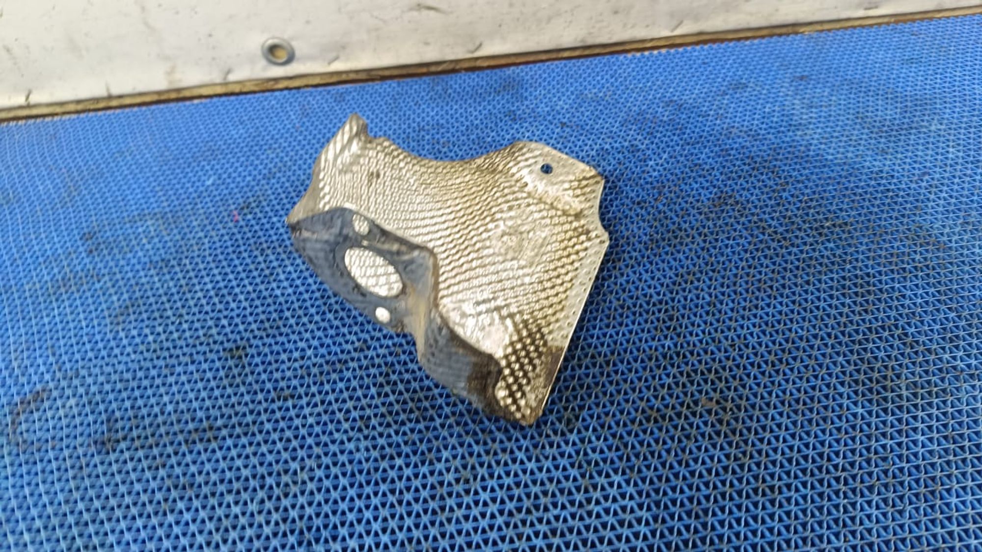 https://gcs.partsauto.market/rn-stockpro.appspot.com/thmbs/userImages/72ad5fba4727bffbc6ea9a8c61494201/part/c150ce7a-1ef3-4a55-8795-e4a2dcfe3c58_1733823156232.jpg