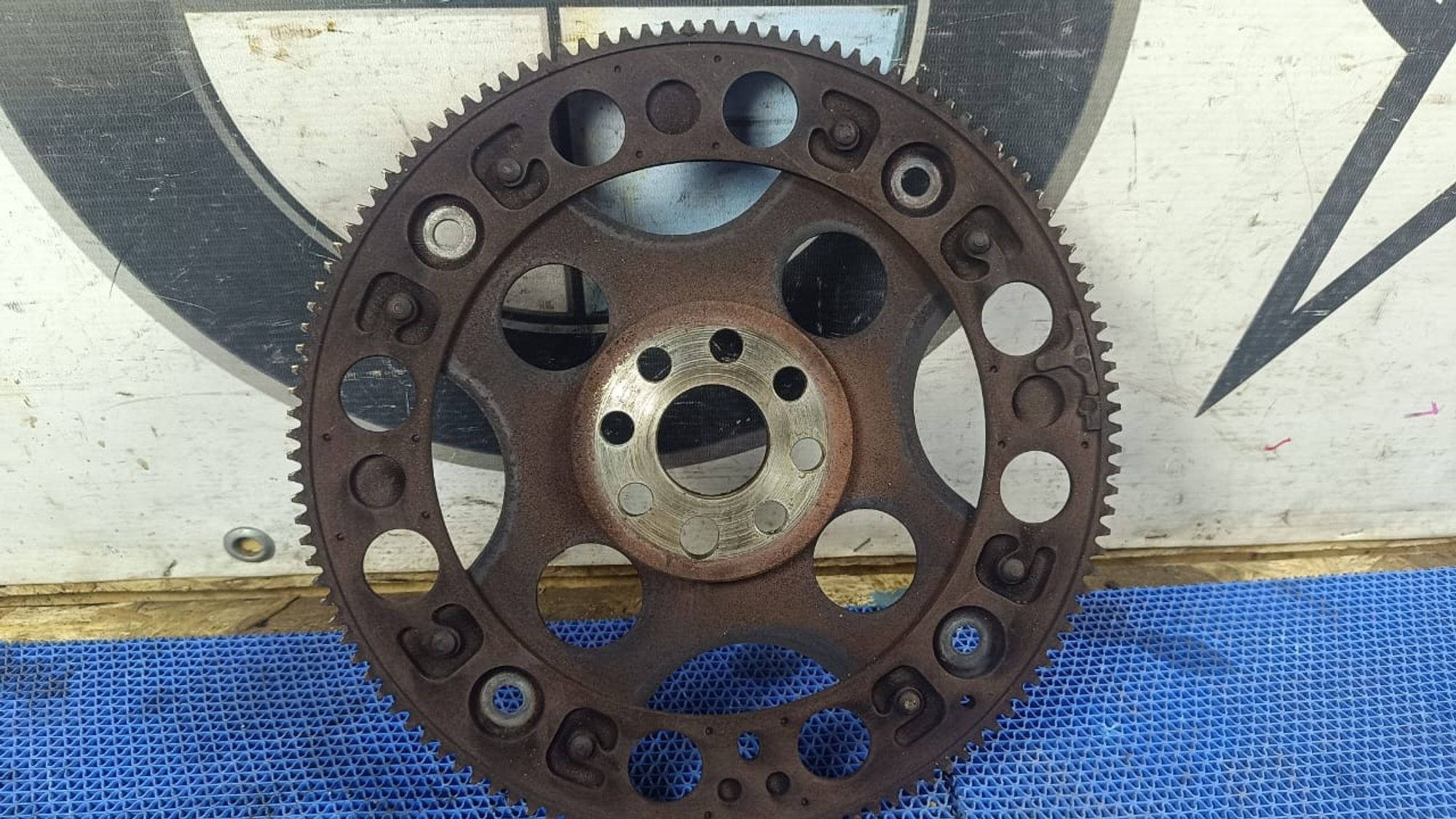 https://gcs.partsauto.market/rn-stockpro.appspot.com/thmbs/userImages/72ad5fba4727bffbc6ea9a8c61494201/part/c5d00037-ba25-40a0-bbd6-18e84b8b8581_1745229196237.jpg
