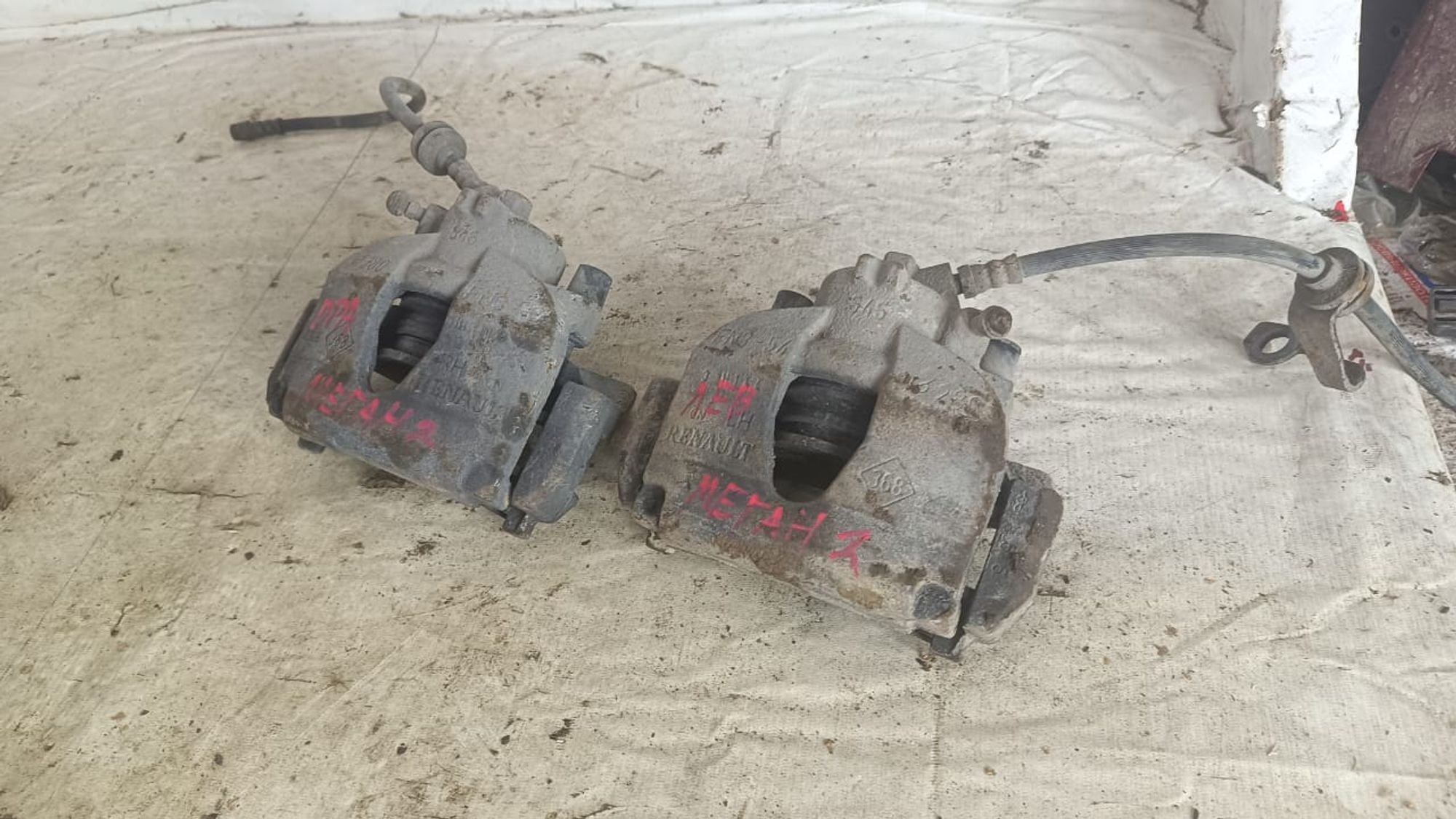 https://gcs.partsauto.market/rn-stockpro.appspot.com/thmbs/userImages/72ad5fba4727bffbc6ea9a8c61494201/part/c818daa2-f1aa-456c-8a07-d62b3bc94bfa_1742996079753.jpg