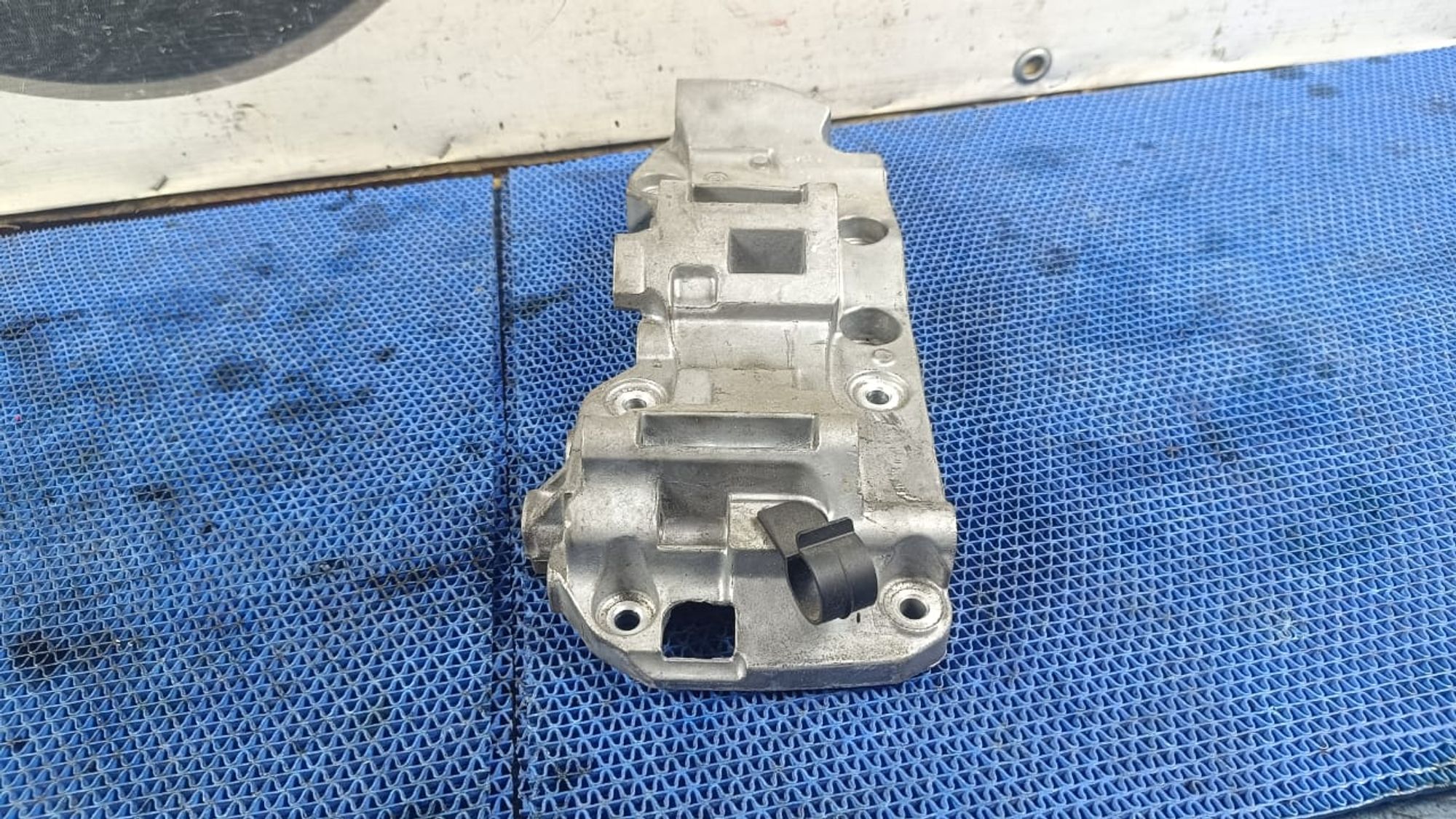 https://gcs.partsauto.market/rn-stockpro.appspot.com/thmbs/userImages/72ad5fba4727bffbc6ea9a8c61494201/part/c86eec4d-3a98-4c06-83e0-077d7eab766f_1747908113843.jpg