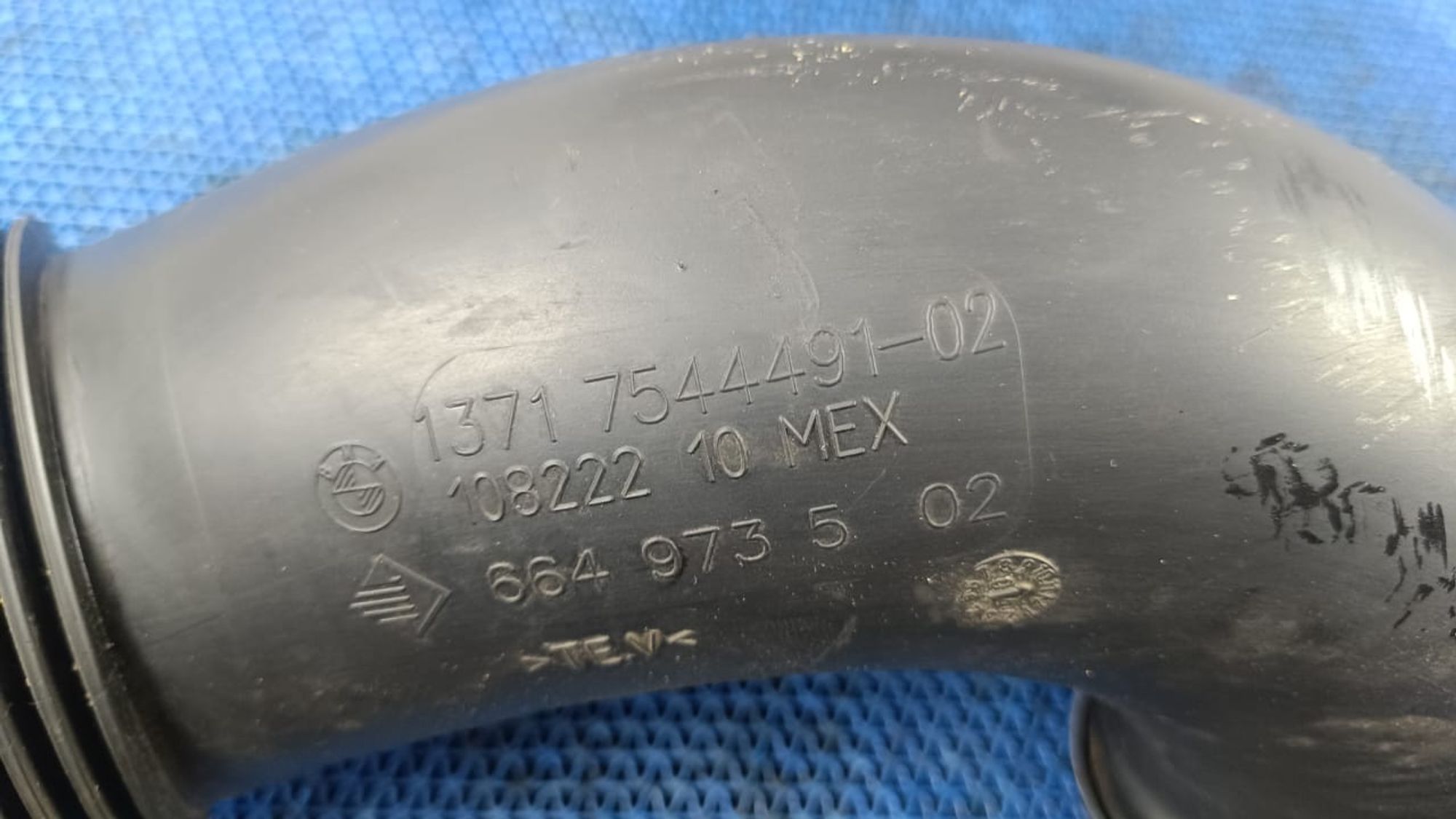 https://gcs.partsauto.market/rn-stockpro.appspot.com/thmbs/userImages/72ad5fba4727bffbc6ea9a8c61494201/part/d2edfb61-7f37-4a32-a225-7605d4b59de3_1733828187667.jpg