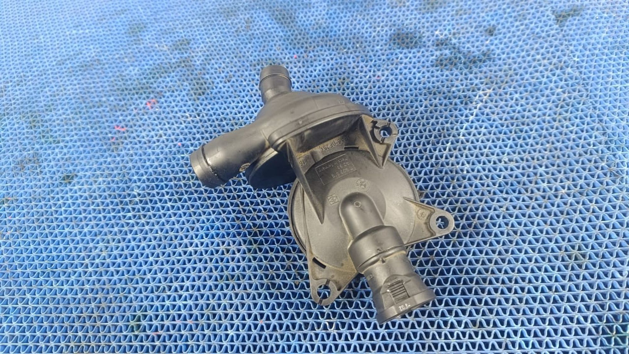 https://gcs.partsauto.market/rn-stockpro.appspot.com/thmbs/userImages/72ad5fba4727bffbc6ea9a8c61494201/part/d8849340-a1c2-4e51-b470-72d6485d2df7_1745749728959.jpg