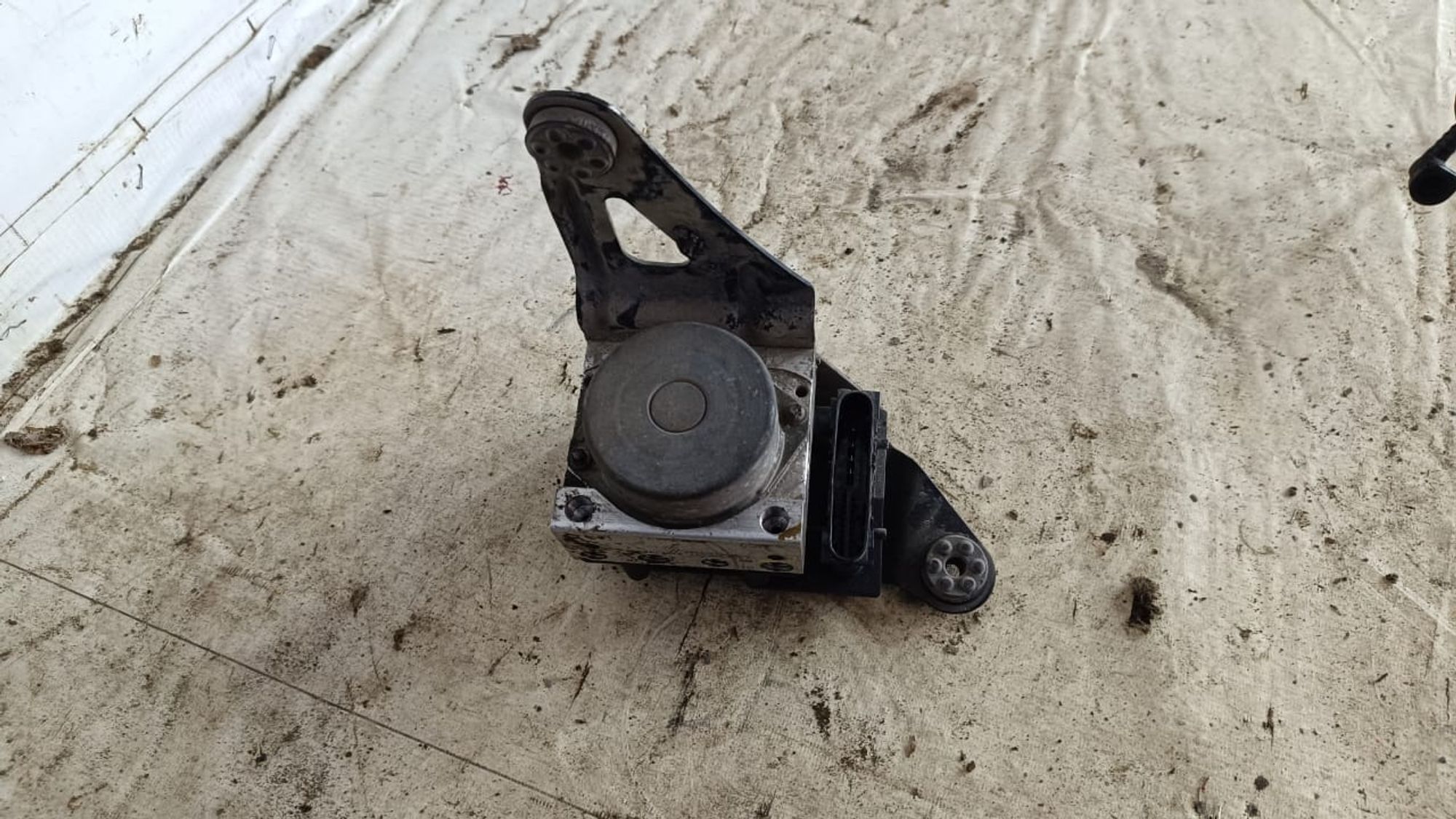 https://gcs.partsauto.market/rn-stockpro.appspot.com/thmbs/userImages/72ad5fba4727bffbc6ea9a8c61494201/part/d91a868c-1ce7-47ee-a093-99877de0eae9_1742926134783.jpg