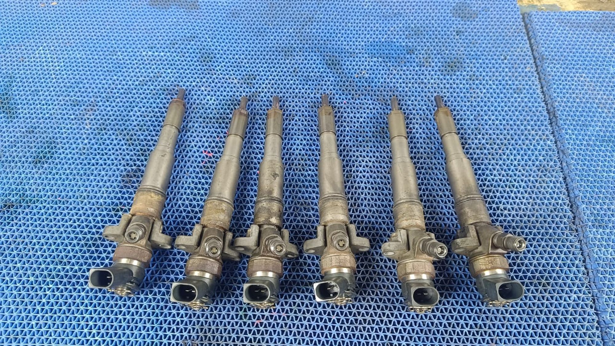 https://gcs.partsauto.market/rn-stockpro.appspot.com/thmbs/userImages/72ad5fba4727bffbc6ea9a8c61494201/part/da586d9a-49d2-4a66-8ff3-4c9bd70915fc_1745229622259.jpg