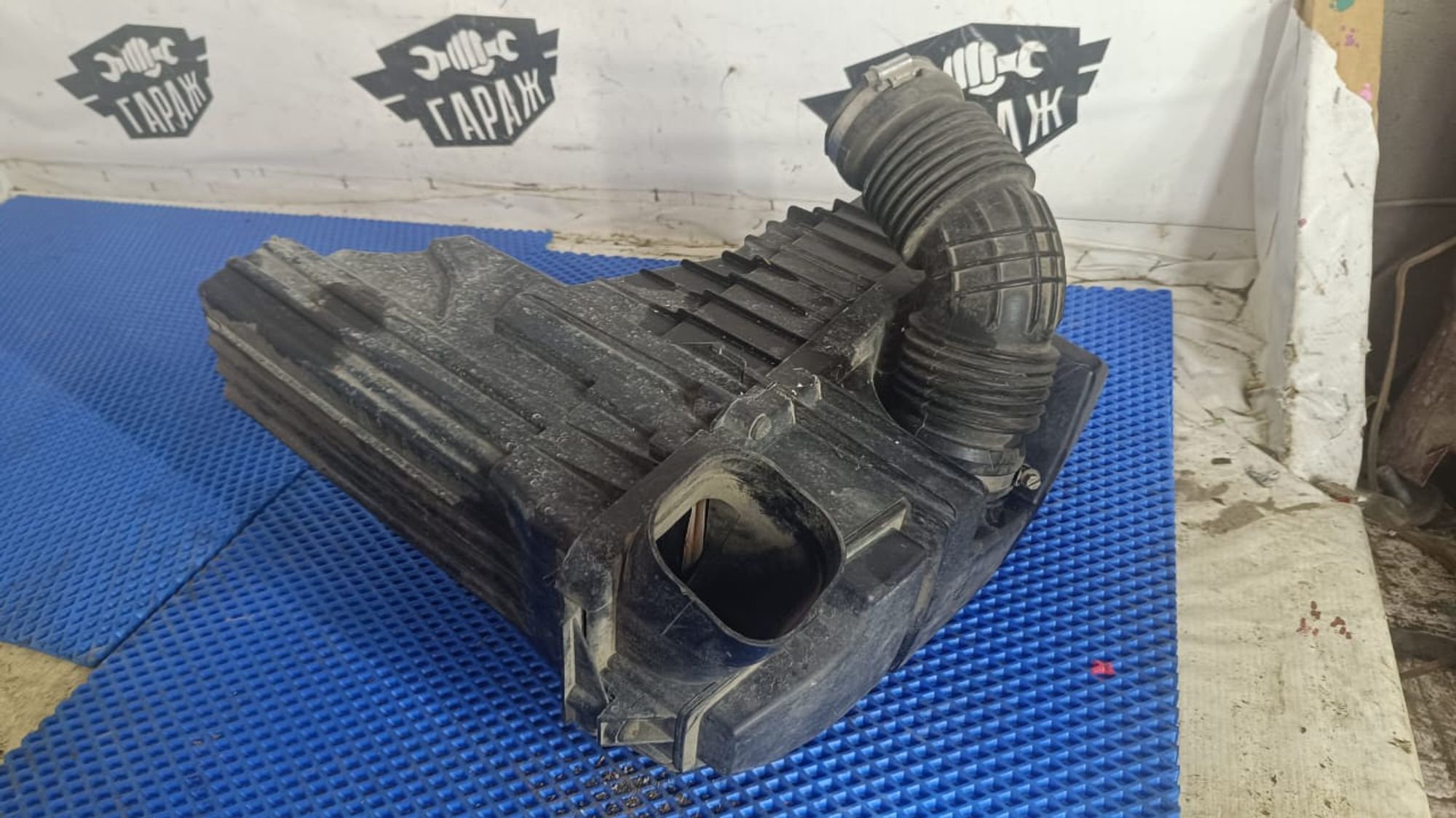 https://gcs.partsauto.market/rn-stockpro.appspot.com/thmbs/userImages/72ad5fba4727bffbc6ea9a8c61494201/part/dad017cd-2fb9-48b5-9180-62d3fcf682f6_1744976145178.jpg