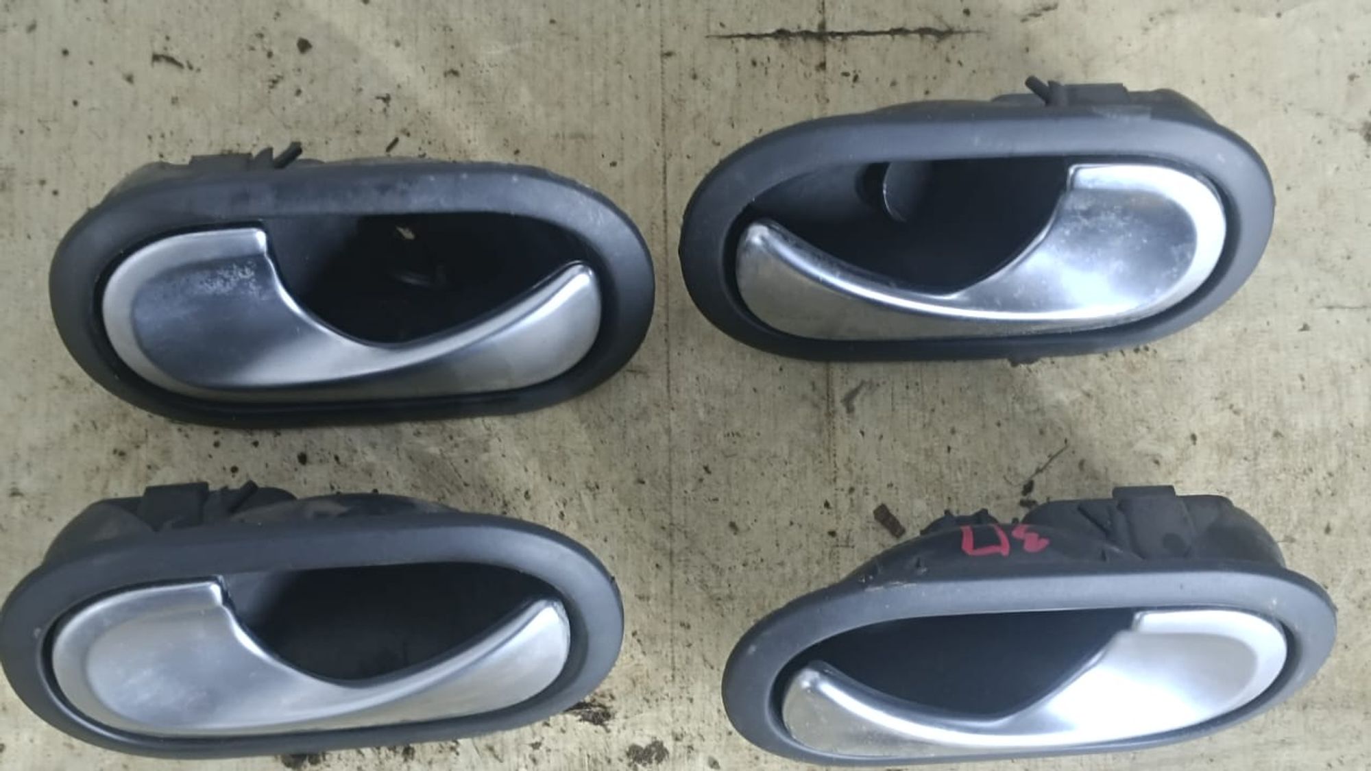 https://gcs.partsauto.market/rn-stockpro.appspot.com/thmbs/userImages/72ad5fba4727bffbc6ea9a8c61494201/part/dd66f864-5530-4a83-80ea-9d560c674de9_1741445368088.jpg
