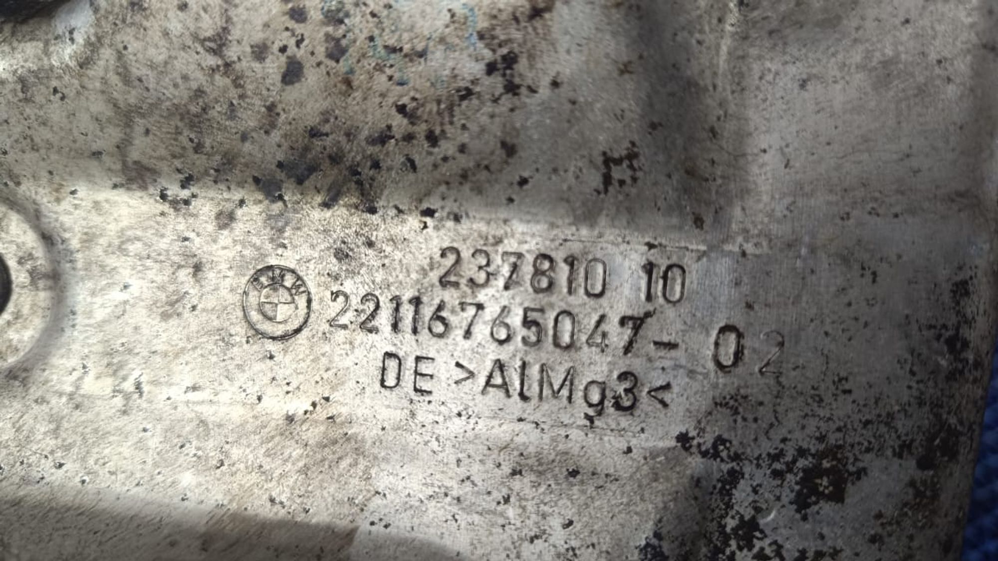 https://gcs.partsauto.market/rn-stockpro.appspot.com/thmbs/userImages/72ad5fba4727bffbc6ea9a8c61494201/part/e197aa7b-d27c-4392-9519-d92b32a801e7_1733756425657.jpg