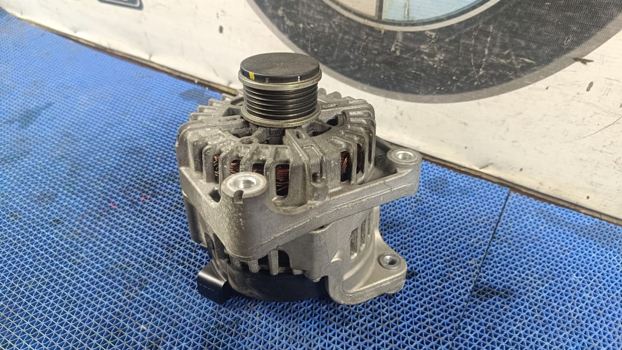 https://gcs.partsauto.market/rn-stockpro.appspot.com/thmbs/userImages/72ad5fba4727bffbc6ea9a8c61494201/part/ec81018b-1b40-4921-af6d-f92b220d33bd_1747233477689.jpg