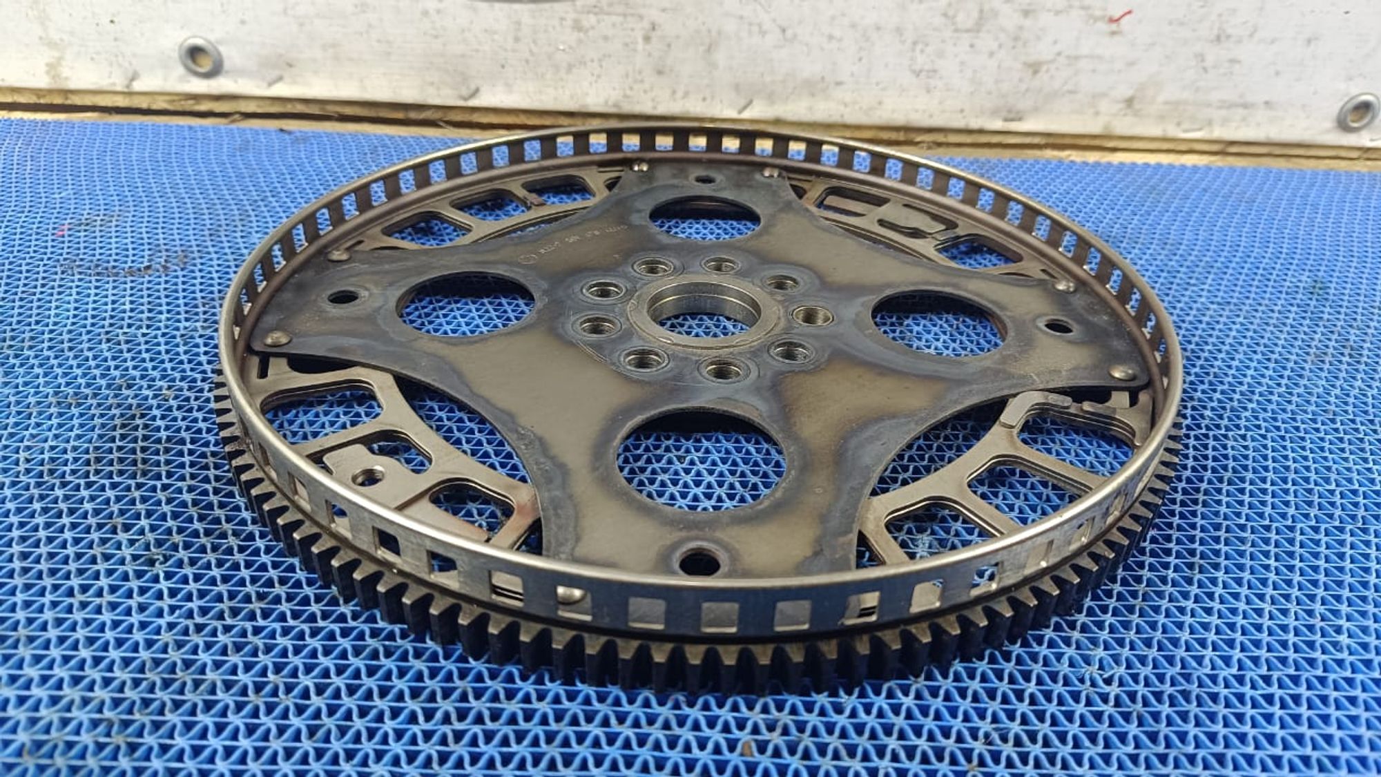 https://gcs.partsauto.market/rn-stockpro.appspot.com/thmbs/userImages/72ad5fba4727bffbc6ea9a8c61494201/part/ed51c276-9918-4770-93e2-754c25b28793_1733312687512.jpg
