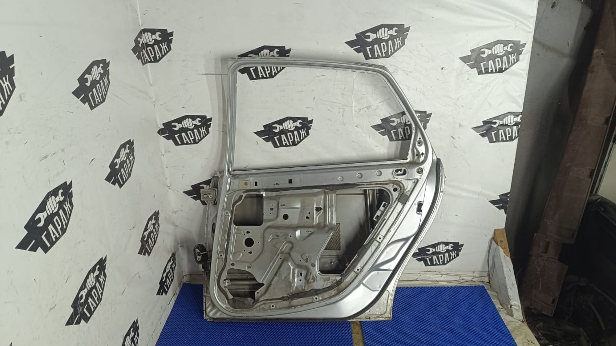 https://gcs.partsauto.market/rn-stockpro.appspot.com/thmbs/userImages/72ad5fba4727bffbc6ea9a8c61494201/part/f24b6ea1-0ef2-44aa-9bdf-aab847f1648d_1744396720976.jpg