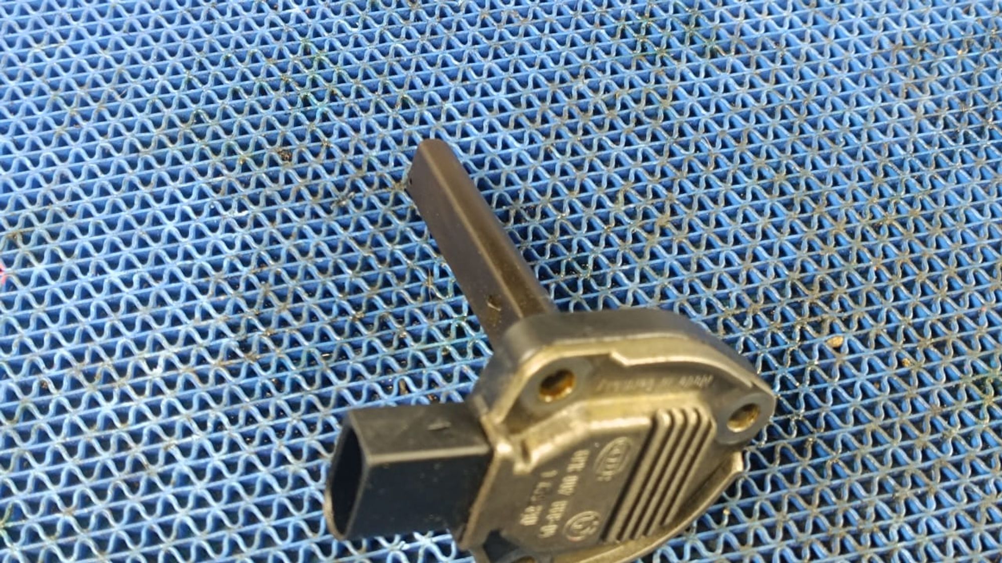 https://gcs.partsauto.market/rn-stockpro.appspot.com/thmbs/userImages/72ad5fba4727bffbc6ea9a8c61494201/part/f354d565-dc03-4b1e-93d1-b33ea2bee30e_1734349699704.jpg