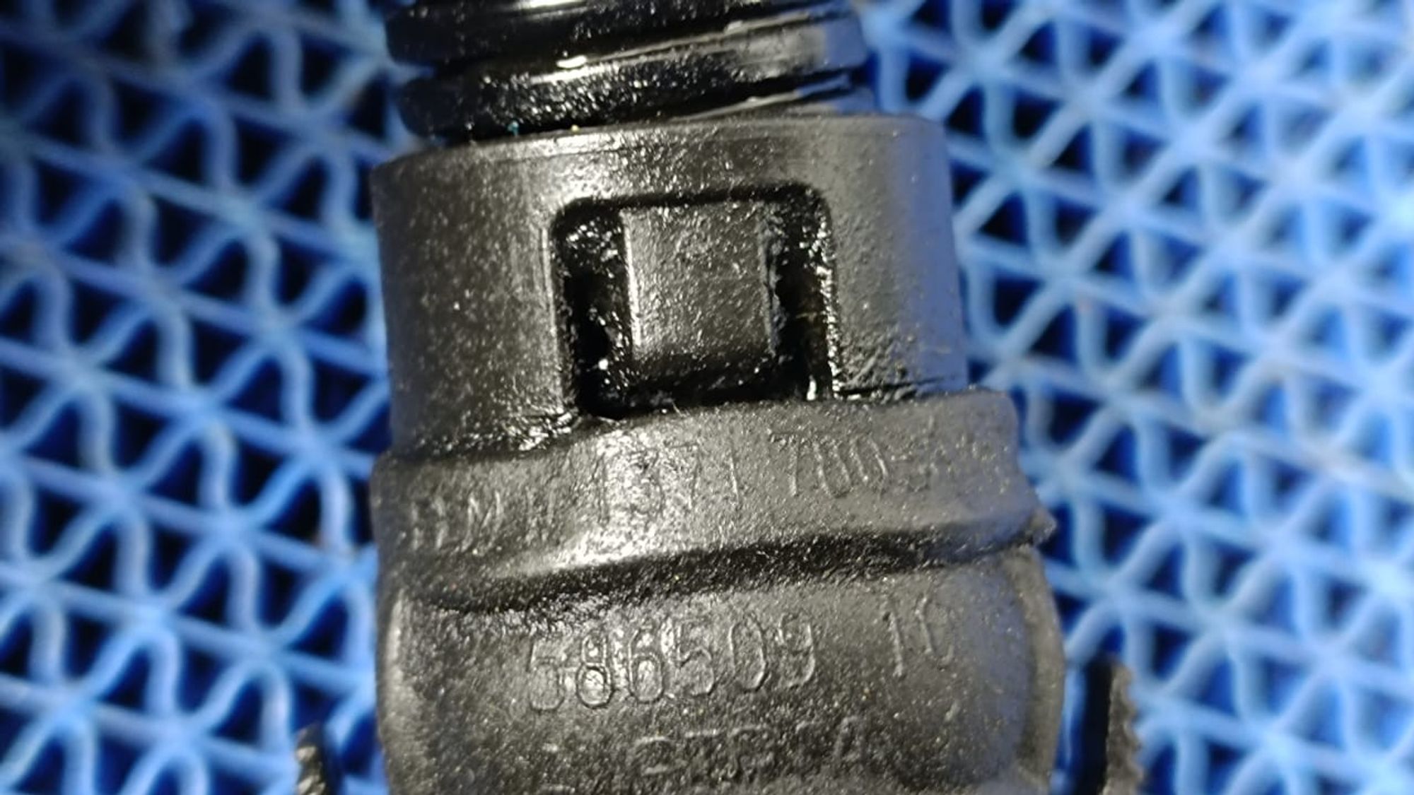 https://gcs.partsauto.market/rn-stockpro.appspot.com/thmbs/userImages/72ad5fba4727bffbc6ea9a8c61494201/part/f366f5dc-0b62-4538-92bb-506661fc9fb8_1736851626955.jpg