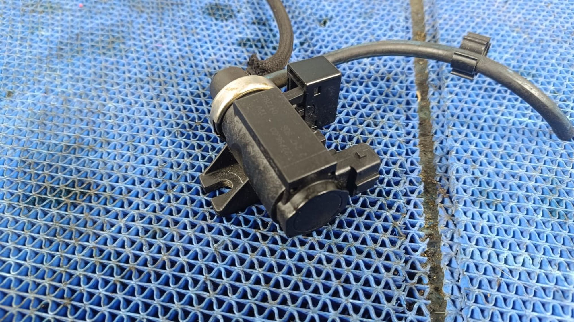https://gcs.partsauto.market/rn-stockpro.appspot.com/thmbs/userImages/72ad5fba4727bffbc6ea9a8c61494201/part/f5269455-122f-4ac0-9fed-e27635bdb2c4_1745335276292.jpg