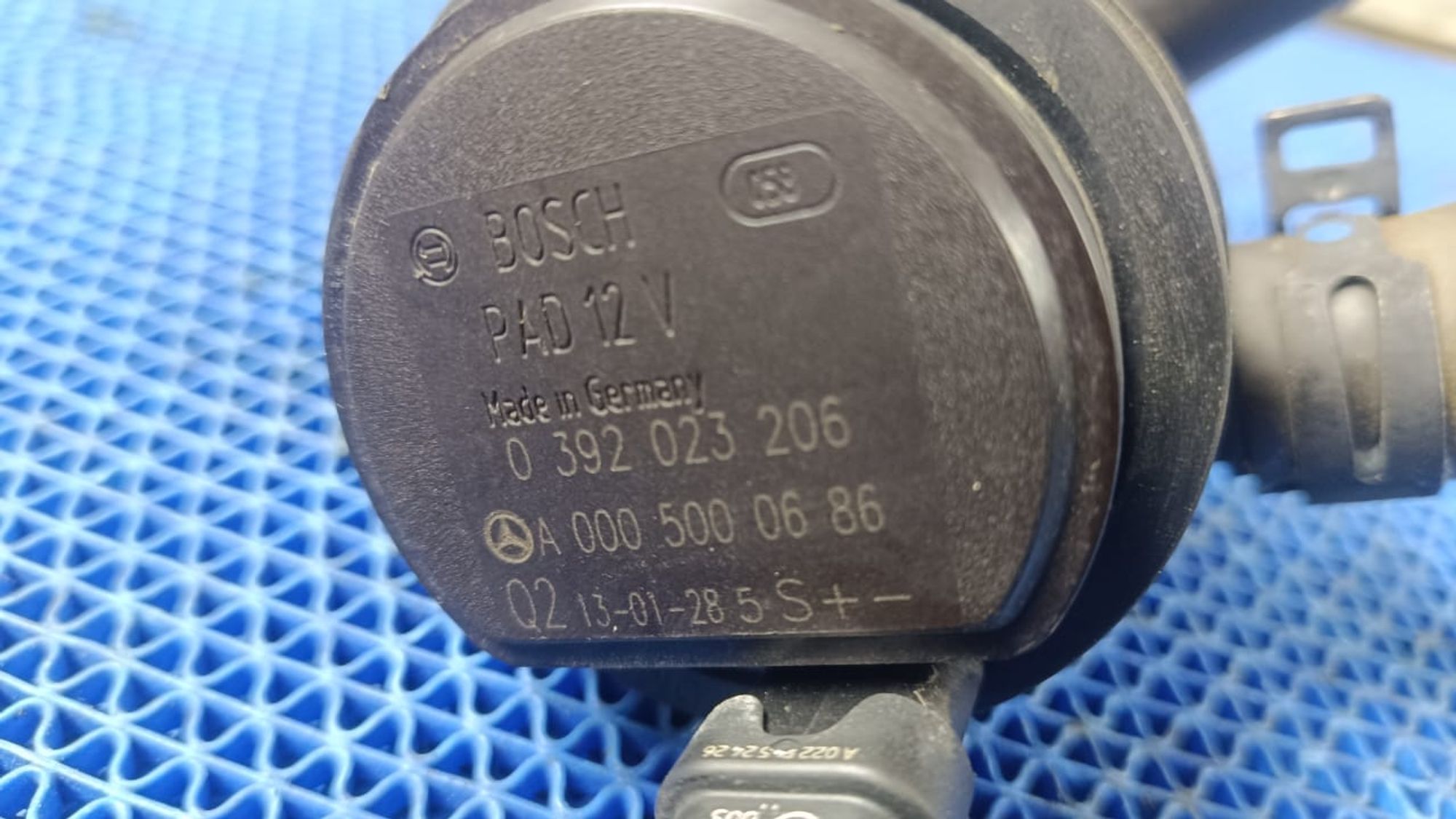 https://gcs.partsauto.market/rn-stockpro.appspot.com/thmbs/userImages/72ad5fba4727bffbc6ea9a8c61494201/part/f9dae0bf-ce11-41e2-bb2a-61c96916a118_1737203343273.jpg