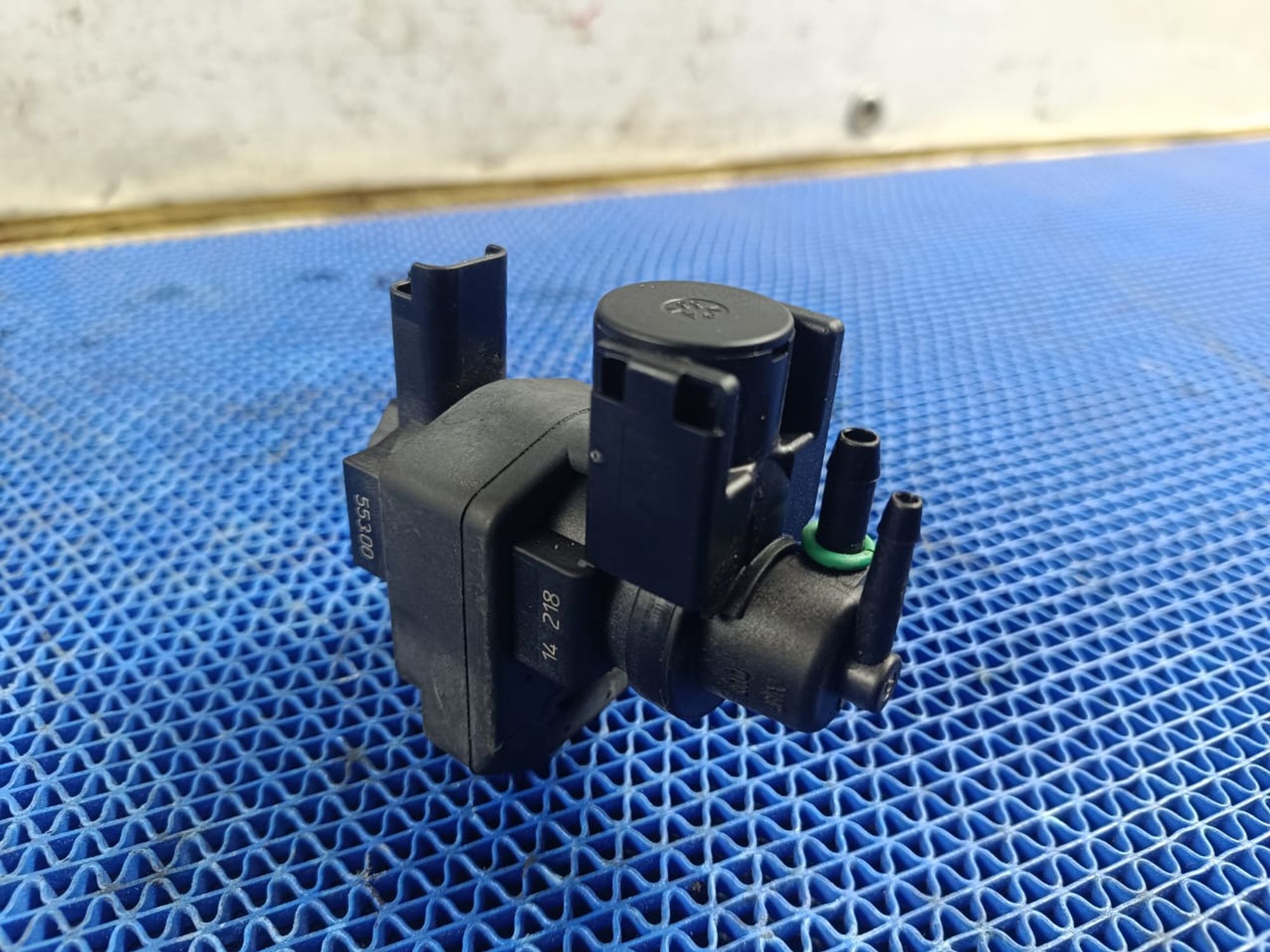 https://gcs.partsauto.market/rn-stockpro.appspot.com/thmbs/userImages/72ad5fba4727bffbc6ea9a8c61494201/part/fe6ea405-8e7a-4f24-b03a-c2a365f5ecb0_1729062702322.jpg