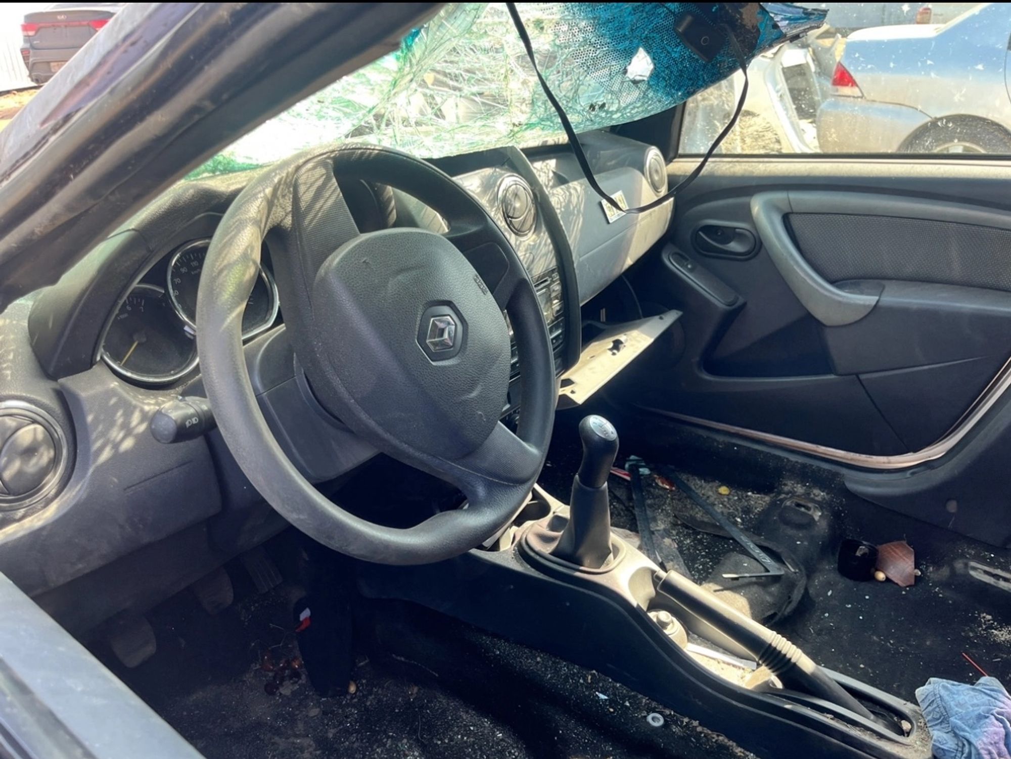 https://gcs.partsauto.market/rn-stockpro.appspot.com/thmbs/userImages/7493bedda53ffbba18042670cc6fed05/car/36f848f6-fdd7-46d2-9243-6694cdf0e11e_1747306755122.jpg