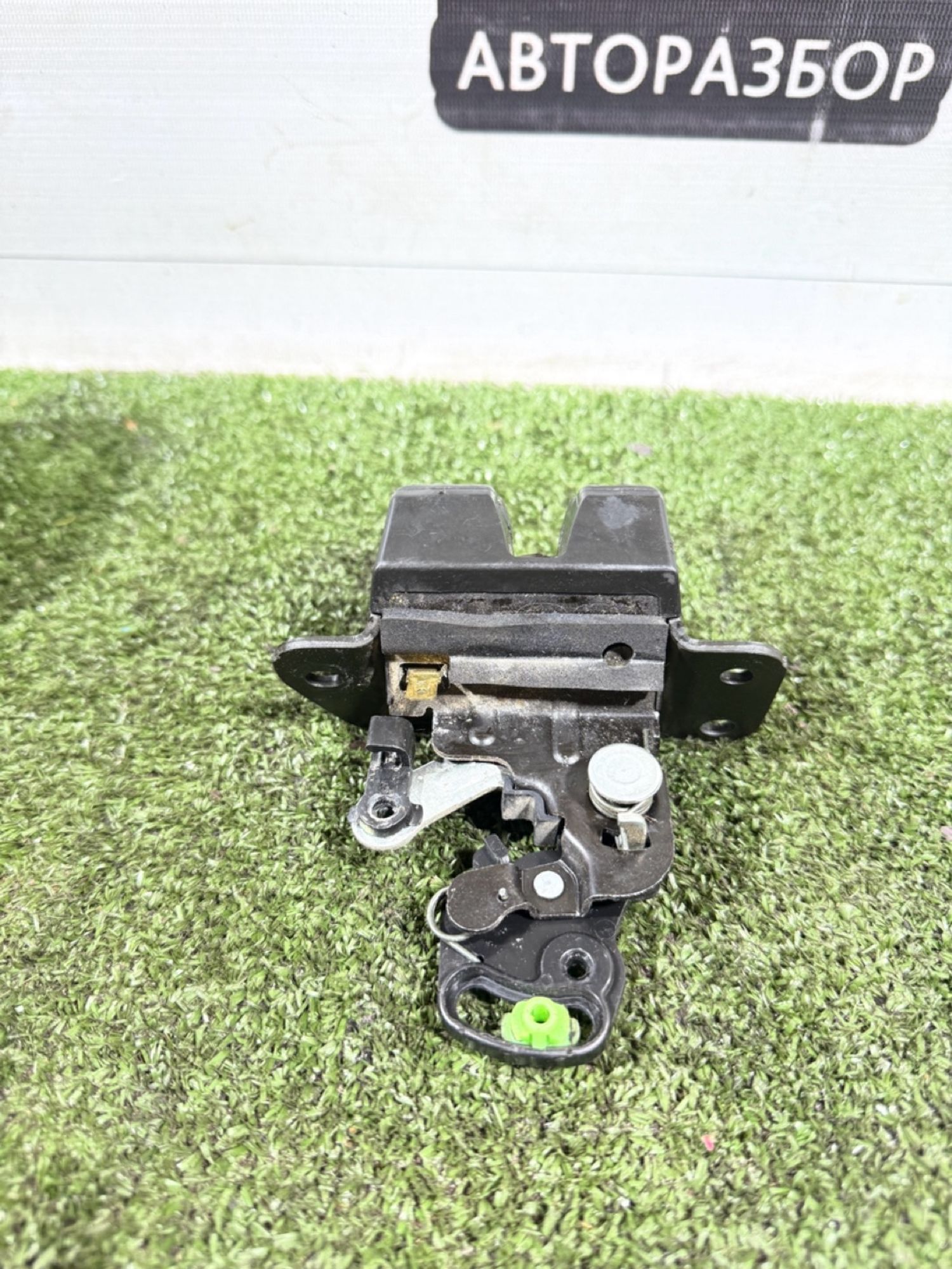 https://gcs.partsauto.market/rn-stockpro.appspot.com/thmbs/userImages/7493bedda53ffbba18042670cc6fed05/part/01219699-cd85-45a4-8fc5-885c8a27692d_1734678523481.jpg