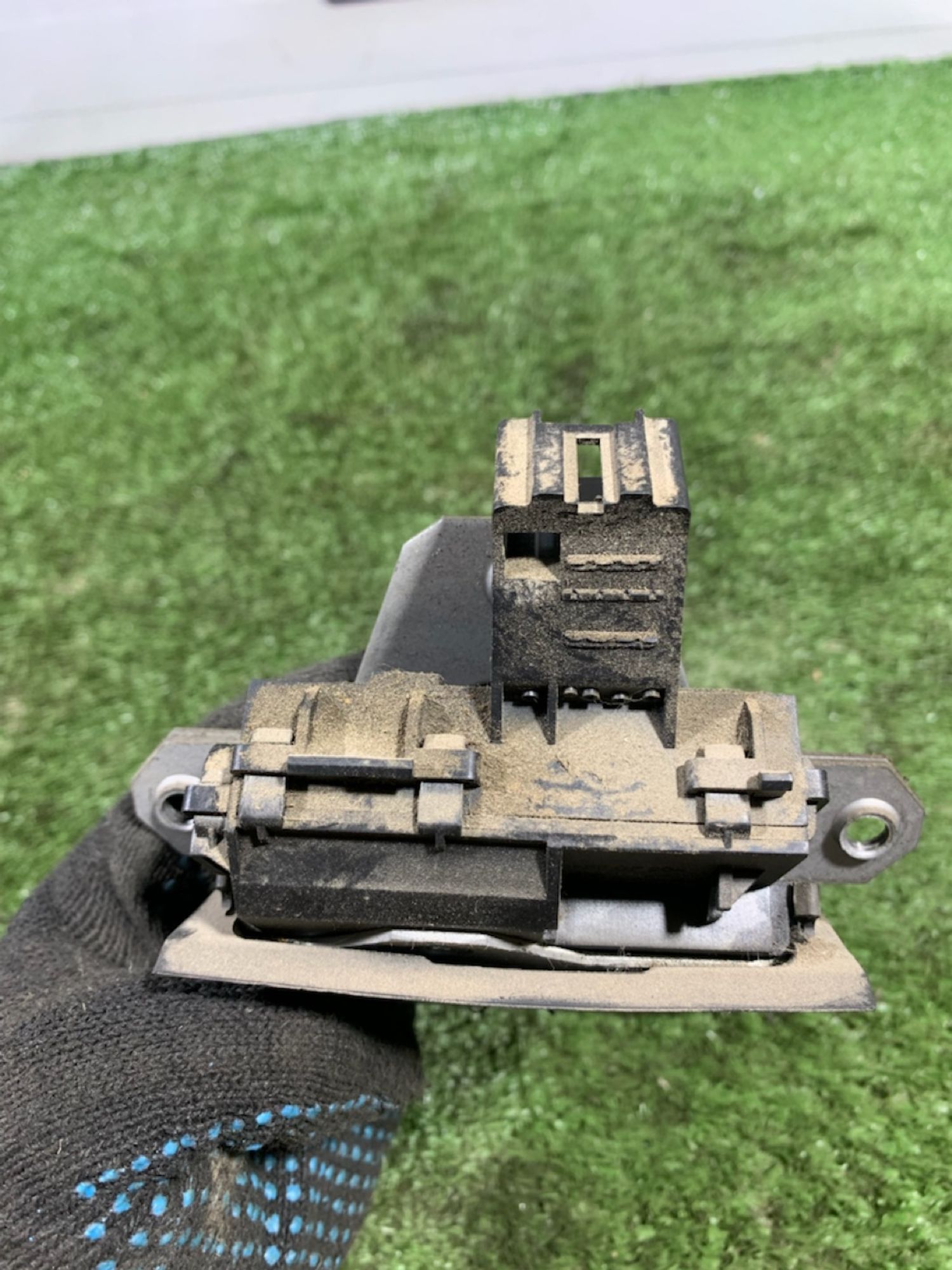 https://gcs.partsauto.market/rn-stockpro.appspot.com/thmbs/userImages/7493bedda53ffbba18042670cc6fed05/part/01adf161-34ae-4ce1-a33c-75df902bf40b_1741098032769.jpg