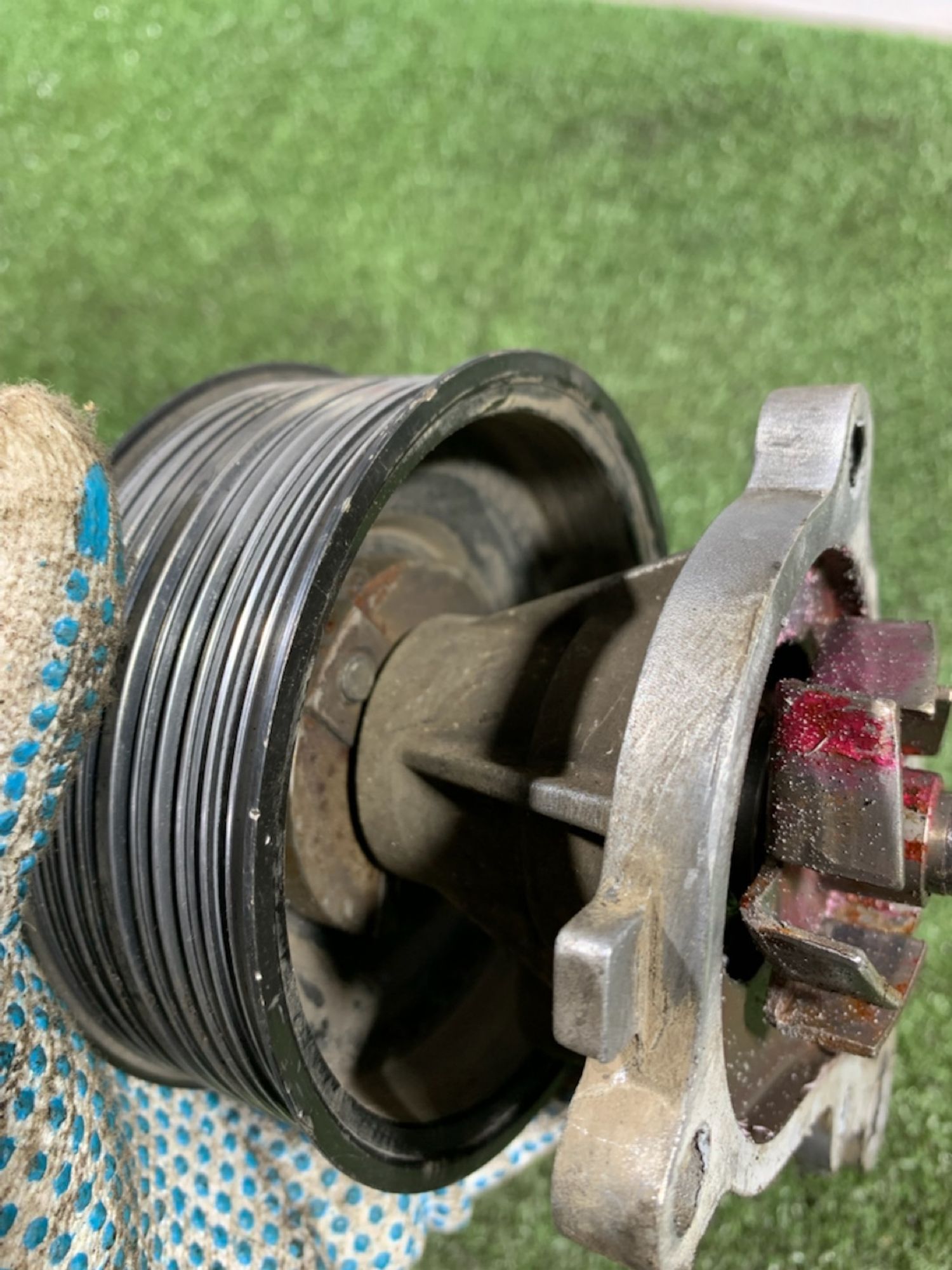 https://gcs.partsauto.market/rn-stockpro.appspot.com/thmbs/userImages/7493bedda53ffbba18042670cc6fed05/part/024711d5-0b14-4b78-a49f-2b7e1c511737_1733840762723.jpg