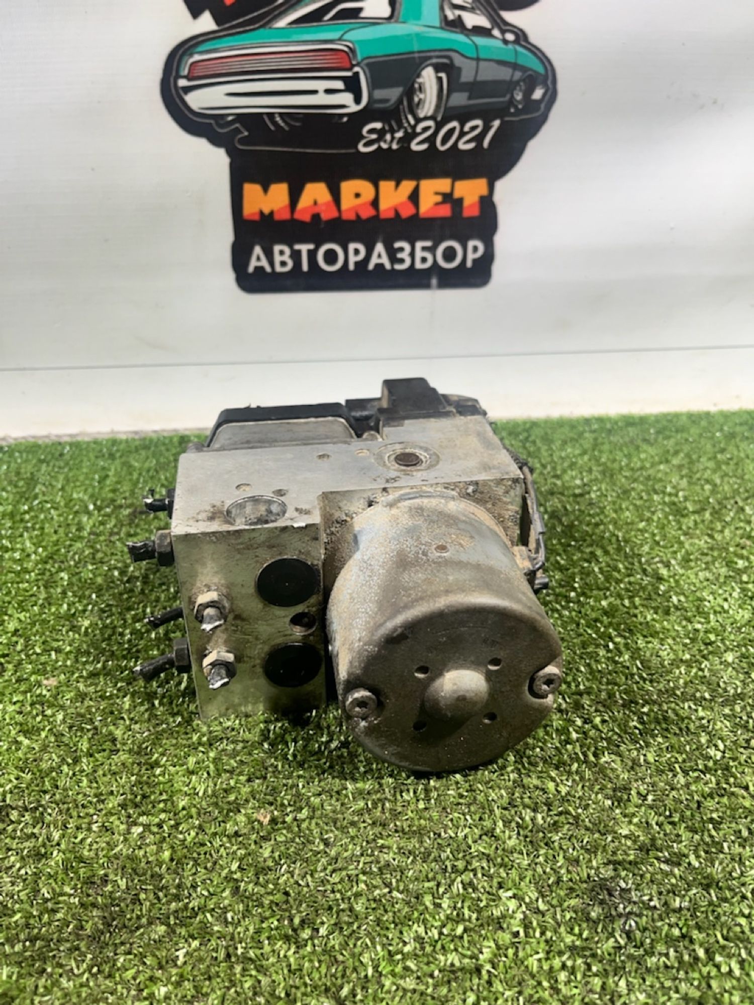https://gcs.partsauto.market/rn-stockpro.appspot.com/thmbs/userImages/7493bedda53ffbba18042670cc6fed05/part/03805f84-a76a-4ab9-80fd-2ec453bf9b75_1733917710711.jpg