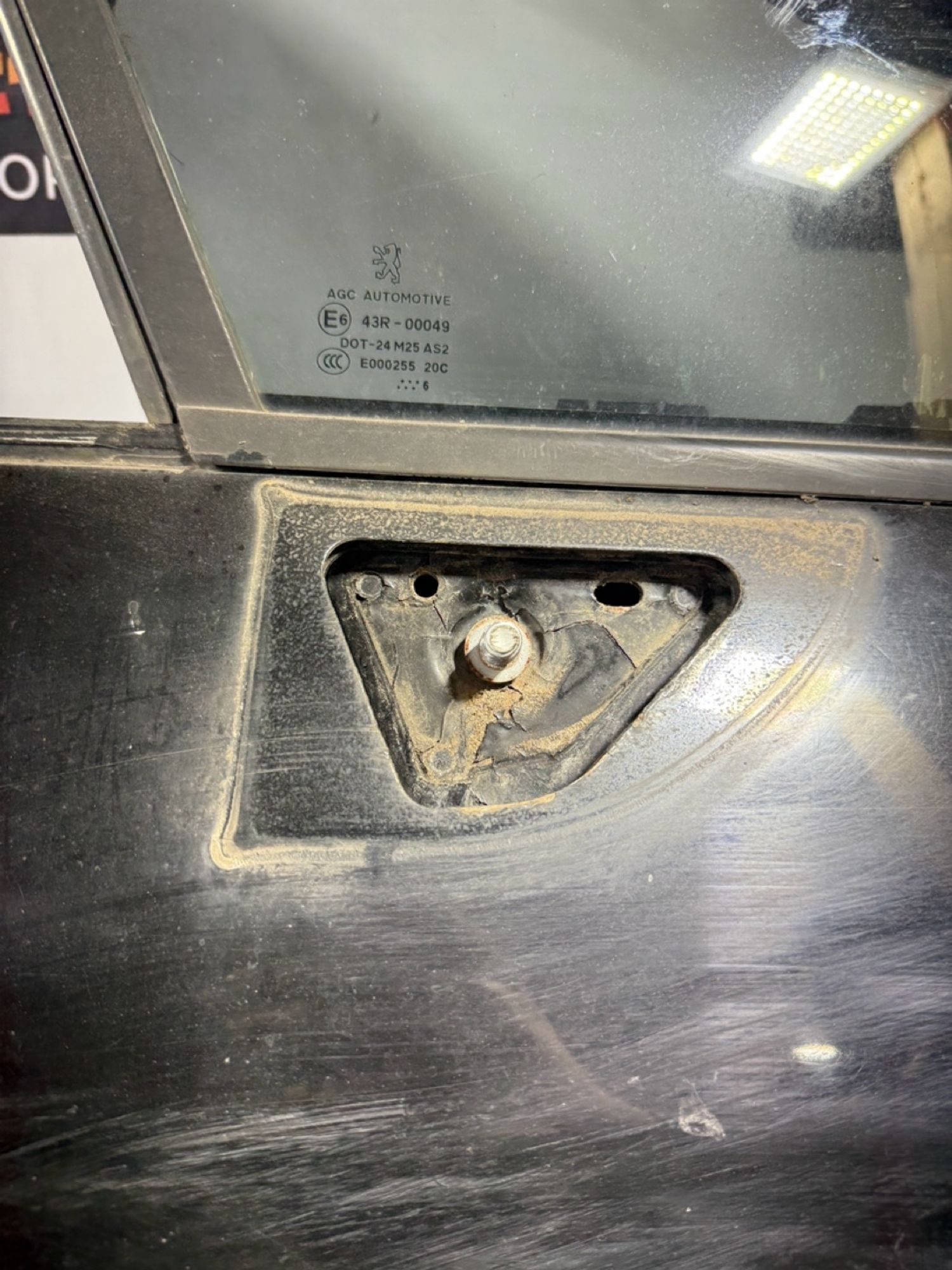 https://gcs.partsauto.market/rn-stockpro.appspot.com/thmbs/userImages/7493bedda53ffbba18042670cc6fed05/part/04f9c15b-ee19-4e56-9ead-99a8d91cc11c_1741856268650.jpg