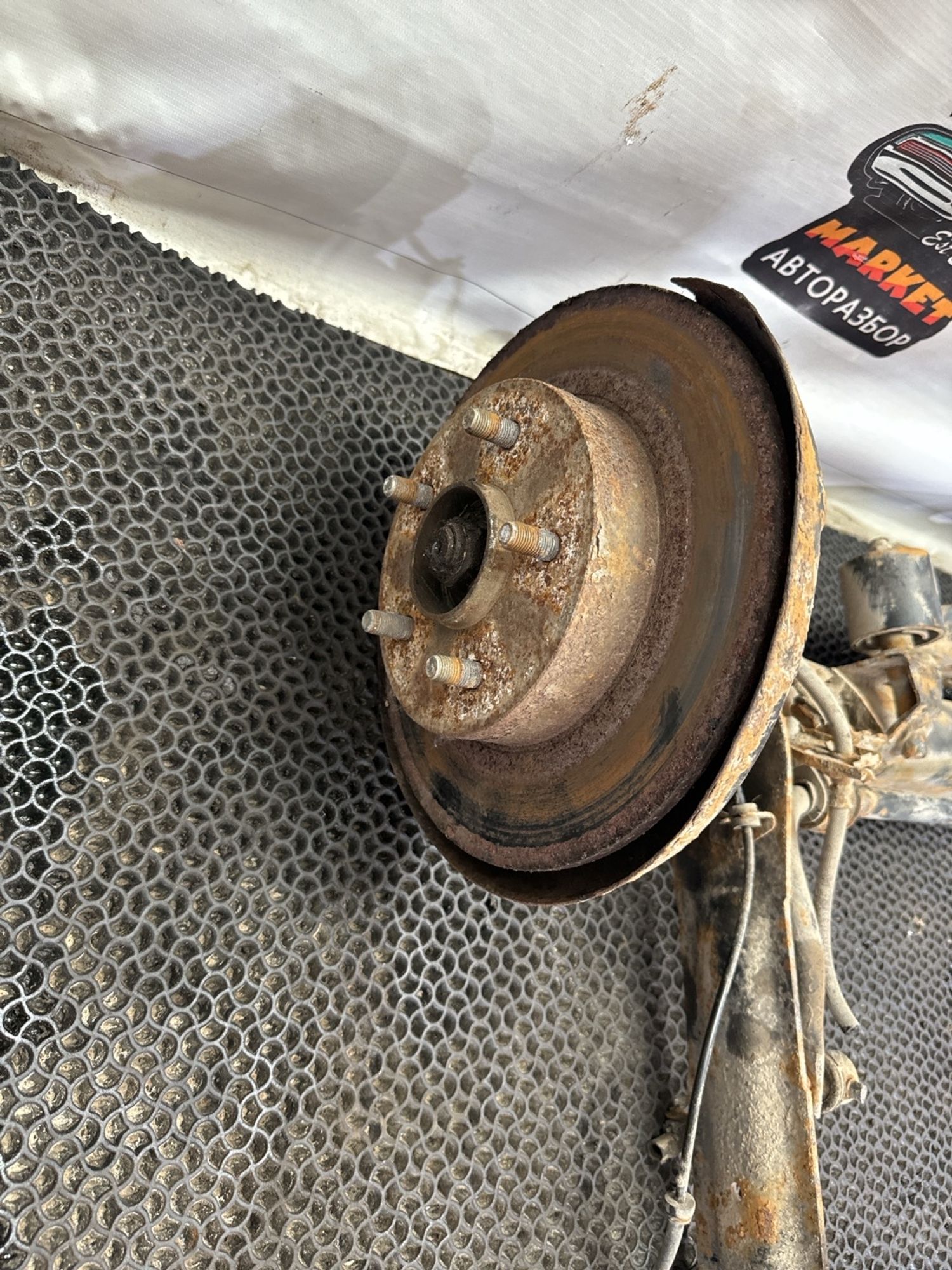 https://gcs.partsauto.market/rn-stockpro.appspot.com/thmbs/userImages/7493bedda53ffbba18042670cc6fed05/part/05496c28-a8f4-4447-b2d4-966b8671e655_1749219222485.jpg
