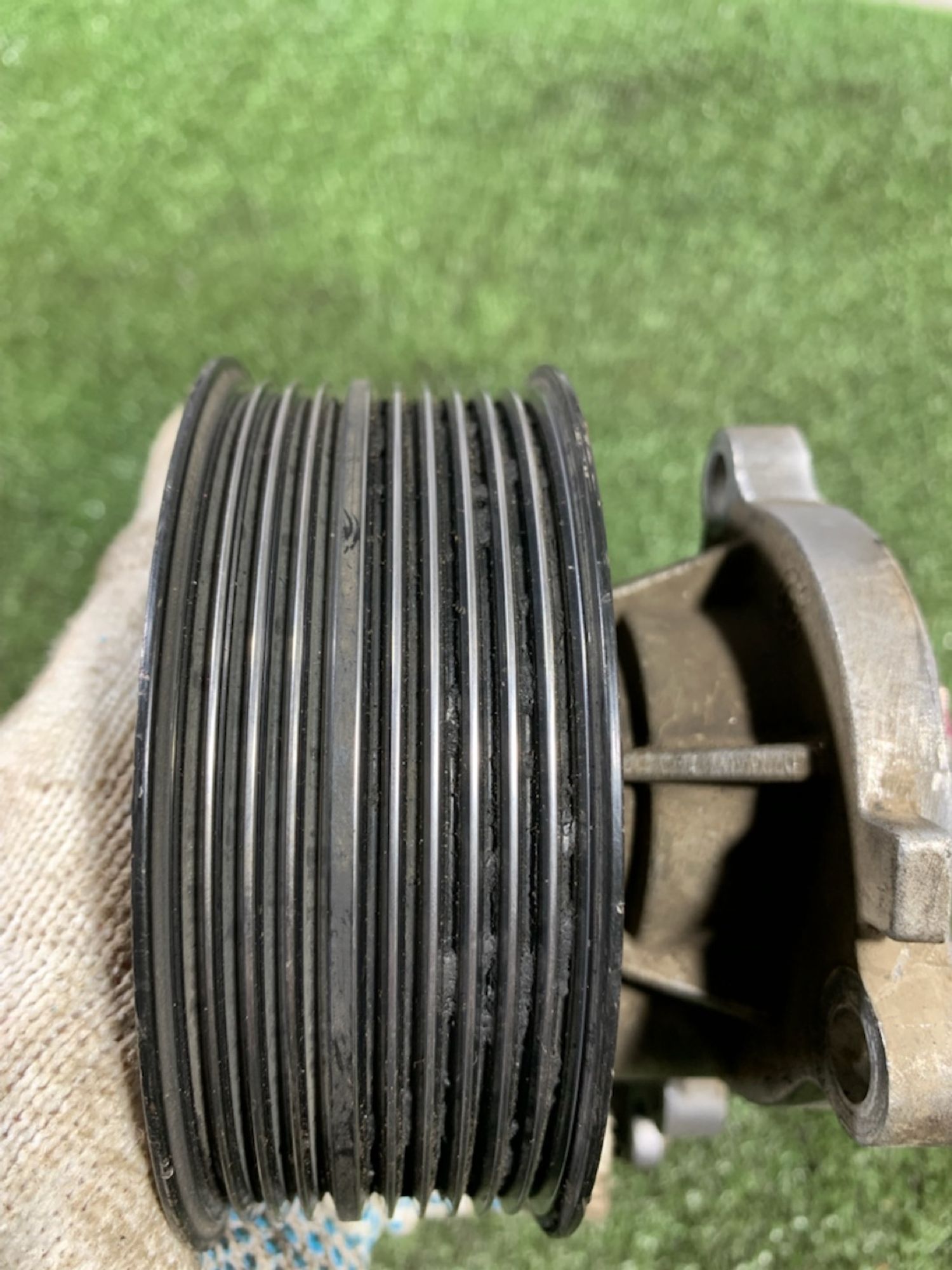 https://gcs.partsauto.market/rn-stockpro.appspot.com/thmbs/userImages/7493bedda53ffbba18042670cc6fed05/part/0563c122-2d48-4336-9000-85ef2487fbb6_1733840766288.jpg