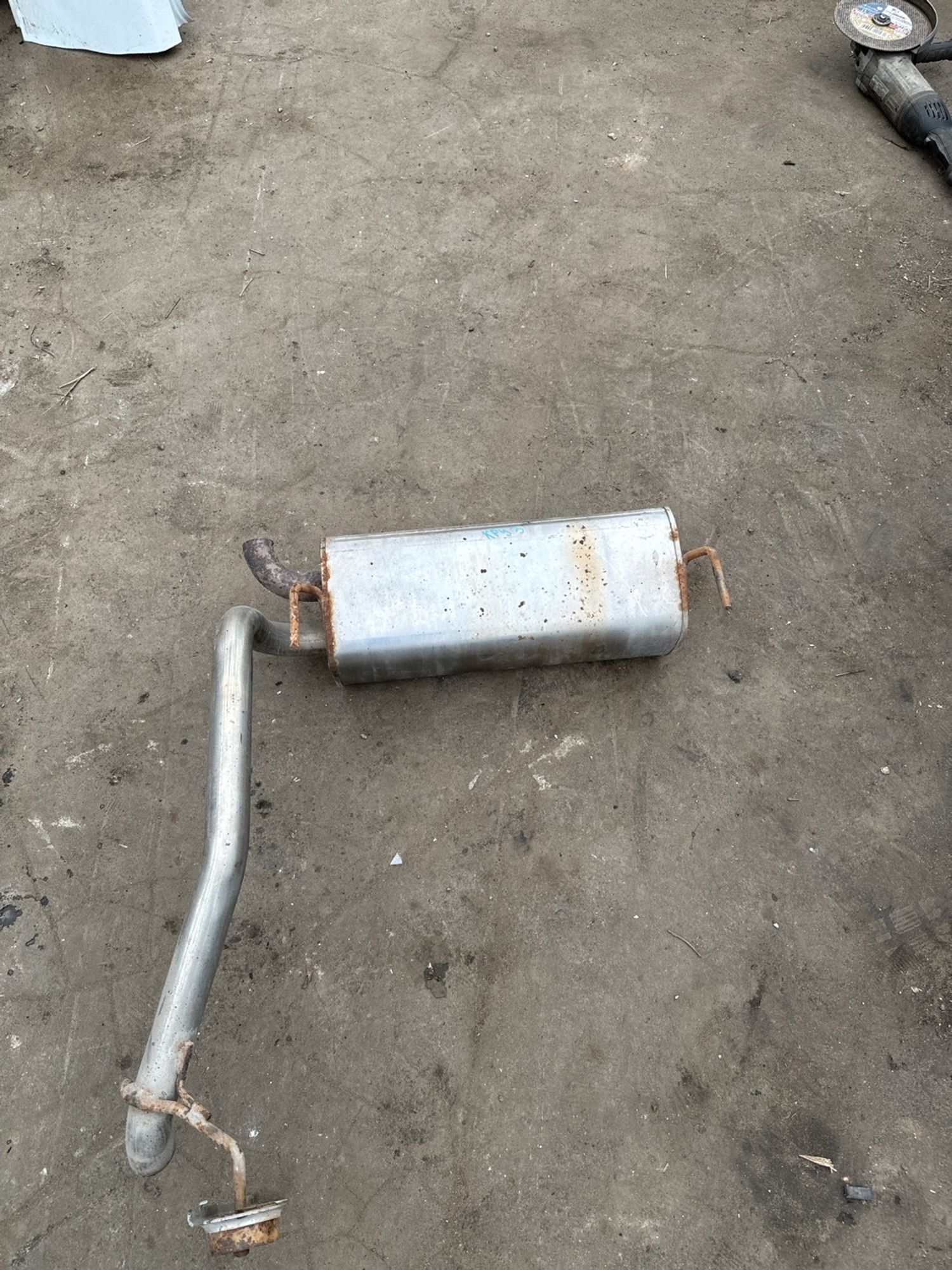 https://gcs.partsauto.market/rn-stockpro.appspot.com/thmbs/userImages/7493bedda53ffbba18042670cc6fed05/part/08236bd9-d96a-4c57-b301-e68d4d7023f5_1743508409048.jpg