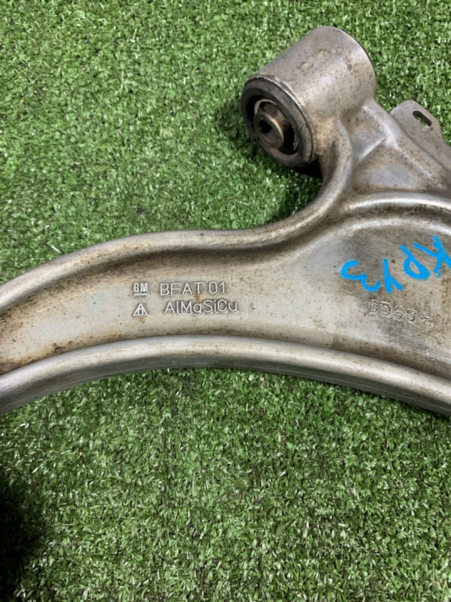 https://gcs.partsauto.market/rn-stockpro.appspot.com/thmbs/userImages/7493bedda53ffbba18042670cc6fed05/part/09ea453d-fb49-493e-ba28-02357e290e42_1732866201614.jpg