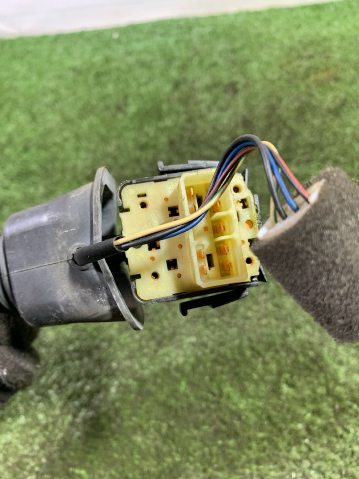 https://gcs.partsauto.market/rn-stockpro.appspot.com/thmbs/userImages/7493bedda53ffbba18042670cc6fed05/part/0afcd9bf-922b-4485-a10a-88bf5ea20139_1743751891032.jpg