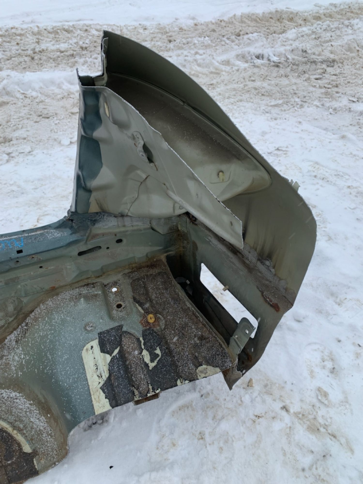 https://gcs.partsauto.market/rn-stockpro.appspot.com/thmbs/userImages/7493bedda53ffbba18042670cc6fed05/part/0ec6bca2-d0a1-4532-a342-bb2d5cc39252_1734521516622.jpg