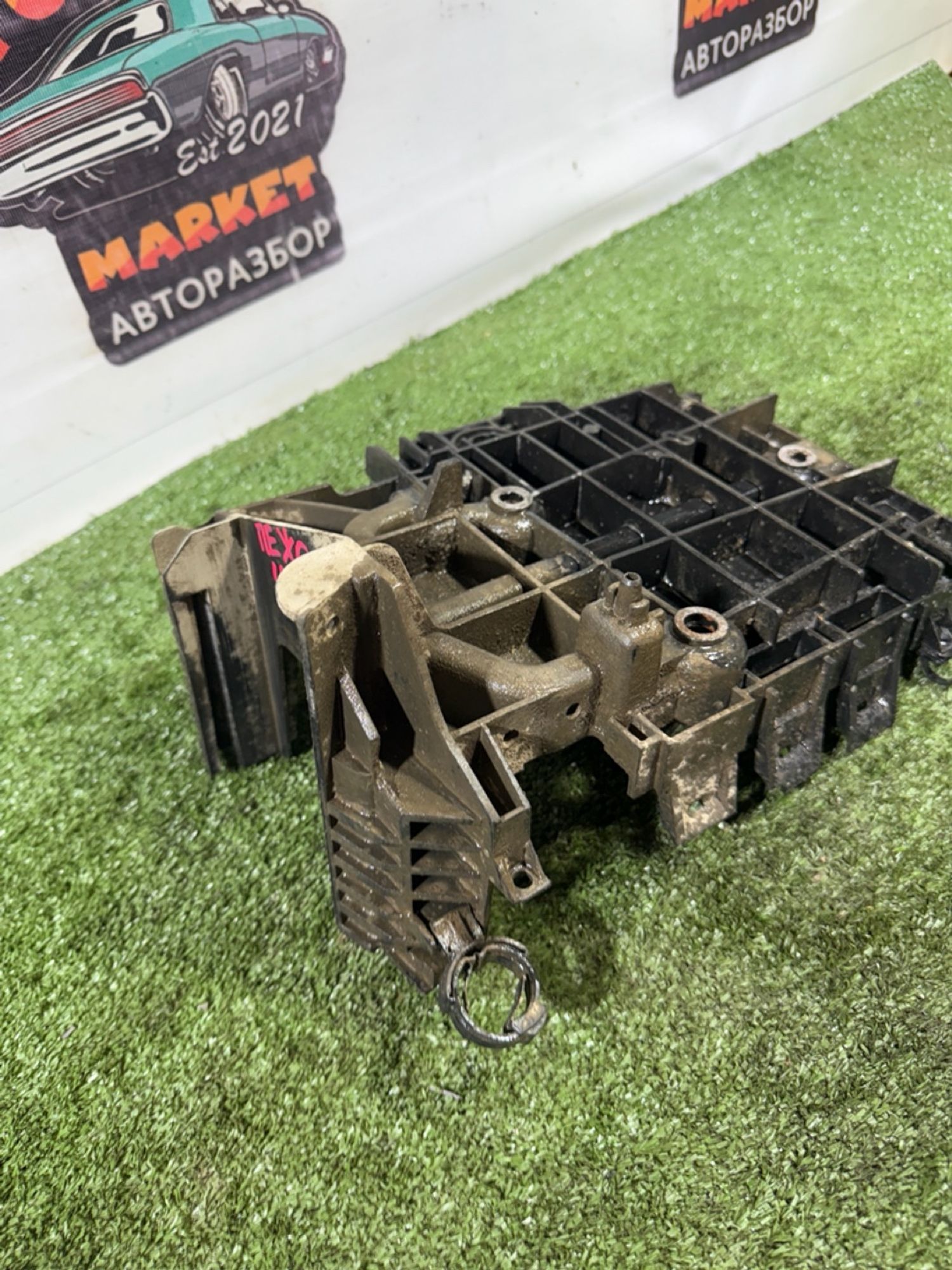 https://gcs.partsauto.market/rn-stockpro.appspot.com/thmbs/userImages/7493bedda53ffbba18042670cc6fed05/part/103437b9-5698-4838-a478-45645e27ace8_1741959850076.jpg
