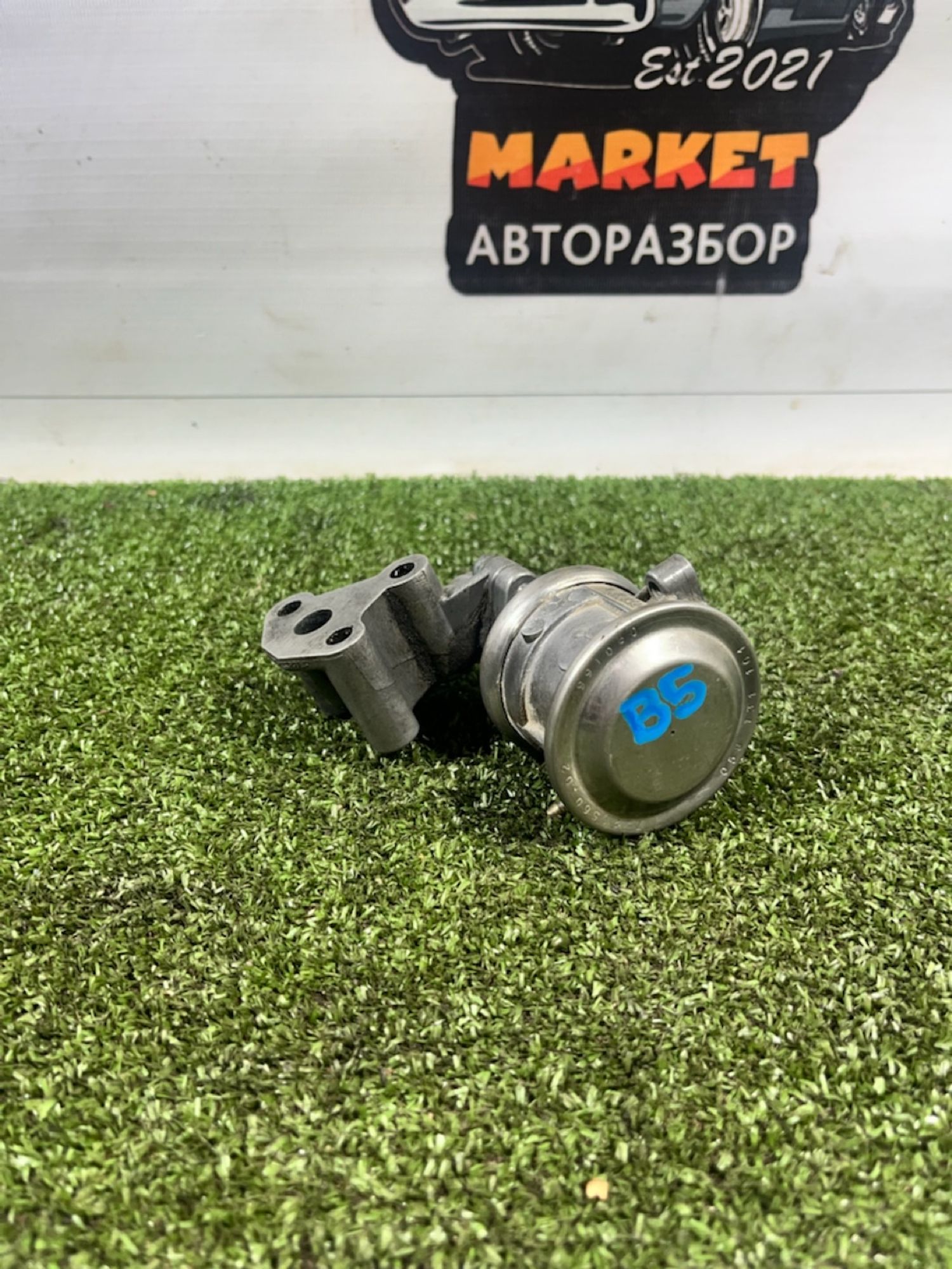 https://gcs.partsauto.market/rn-stockpro.appspot.com/thmbs/userImages/7493bedda53ffbba18042670cc6fed05/part/108720ef-e44f-45ff-9968-ffd6cb5fcbe7_1734097560649.jpg