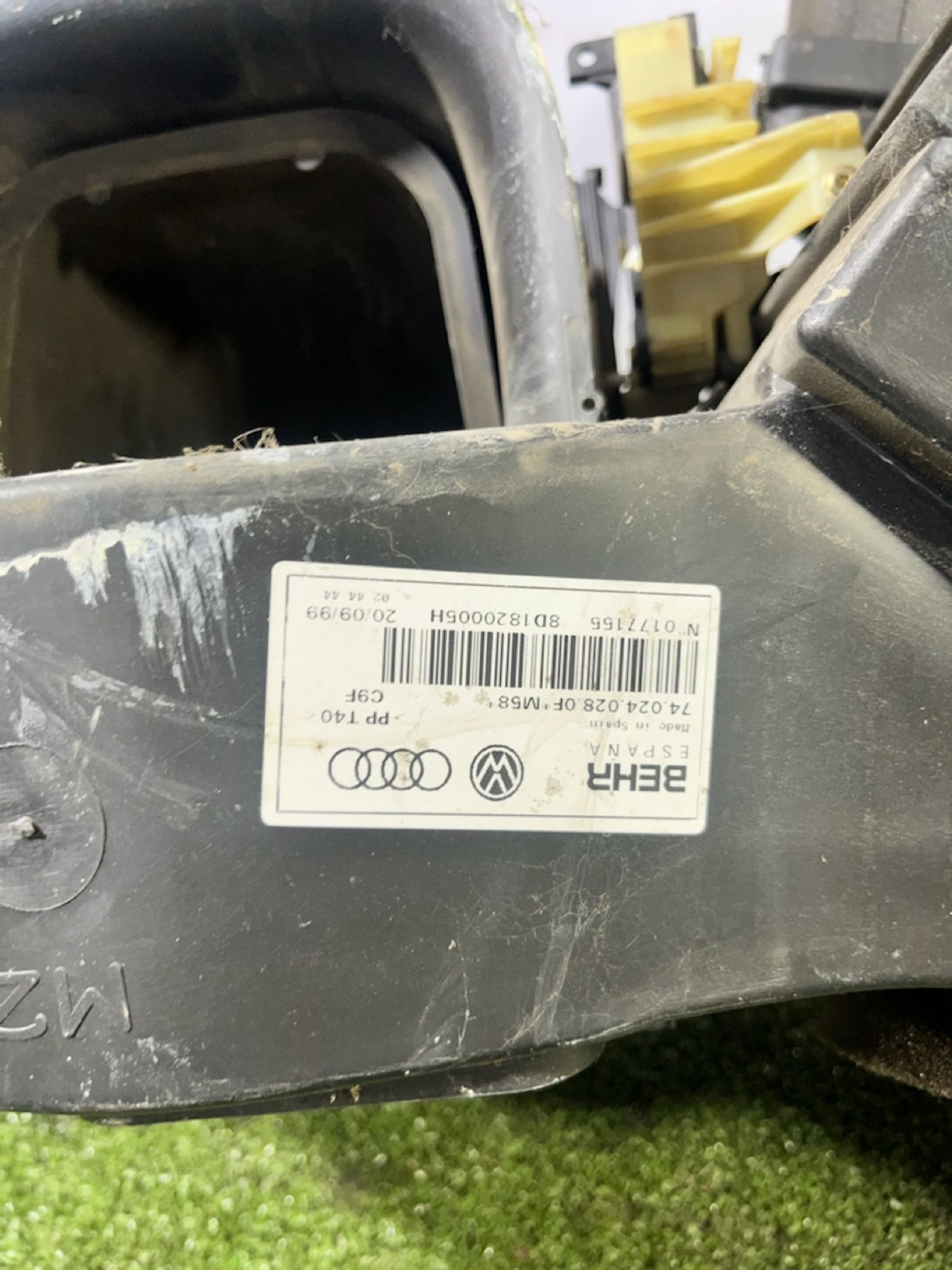 https://gcs.partsauto.market/rn-stockpro.appspot.com/thmbs/userImages/7493bedda53ffbba18042670cc6fed05/part/1176b96d-d786-4f4d-9558-ba6341f886fe_1734002721447.jpg