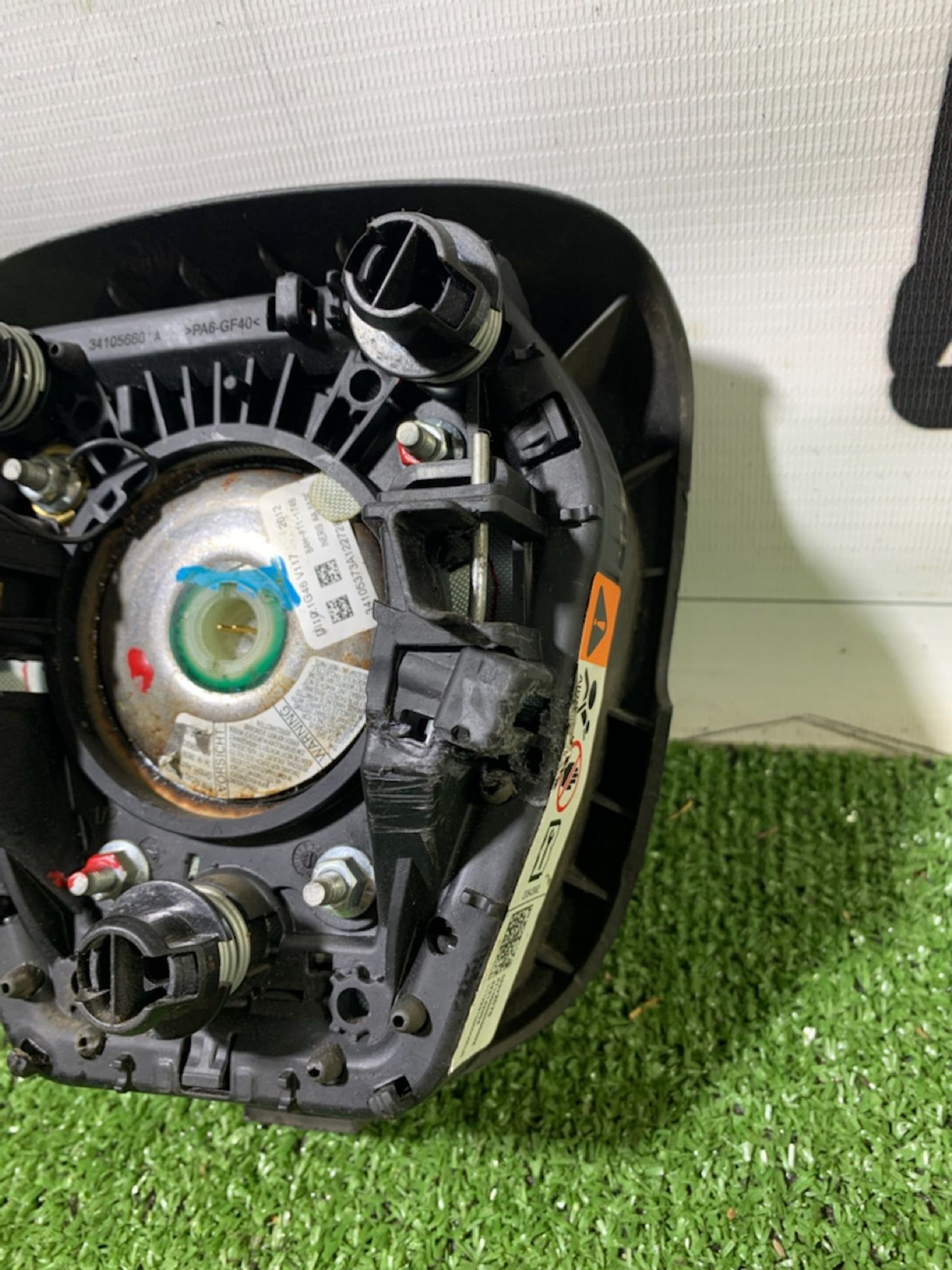 https://gcs.partsauto.market/rn-stockpro.appspot.com/thmbs/userImages/7493bedda53ffbba18042670cc6fed05/part/11daf50c-87a2-4953-bb0e-ec8c7a0d56a4_1733737126415.jpg