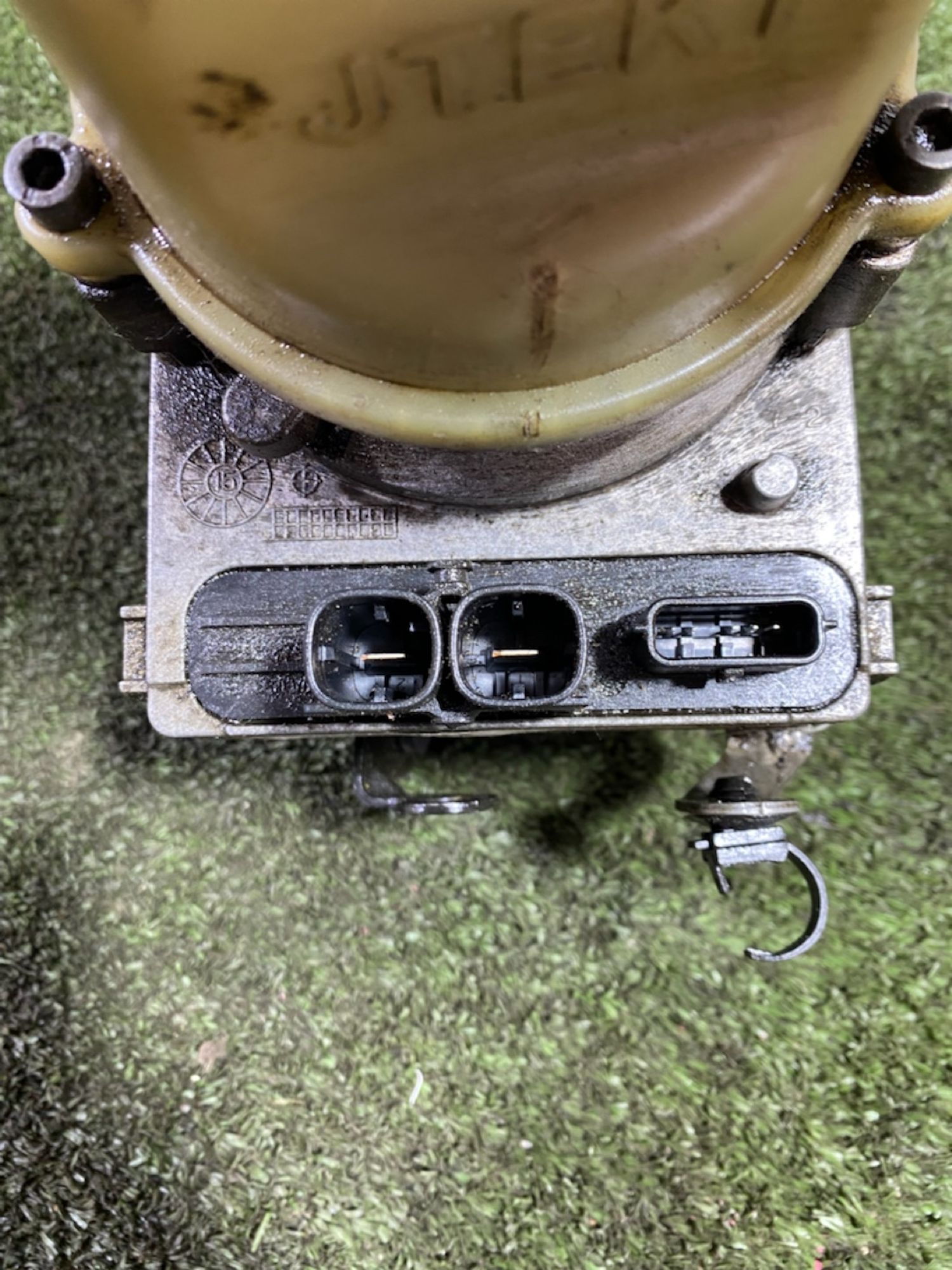 https://gcs.partsauto.market/rn-stockpro.appspot.com/thmbs/userImages/7493bedda53ffbba18042670cc6fed05/part/12c387a0-b52c-4ab6-8d16-804363dcfb92_1747402613396.jpg