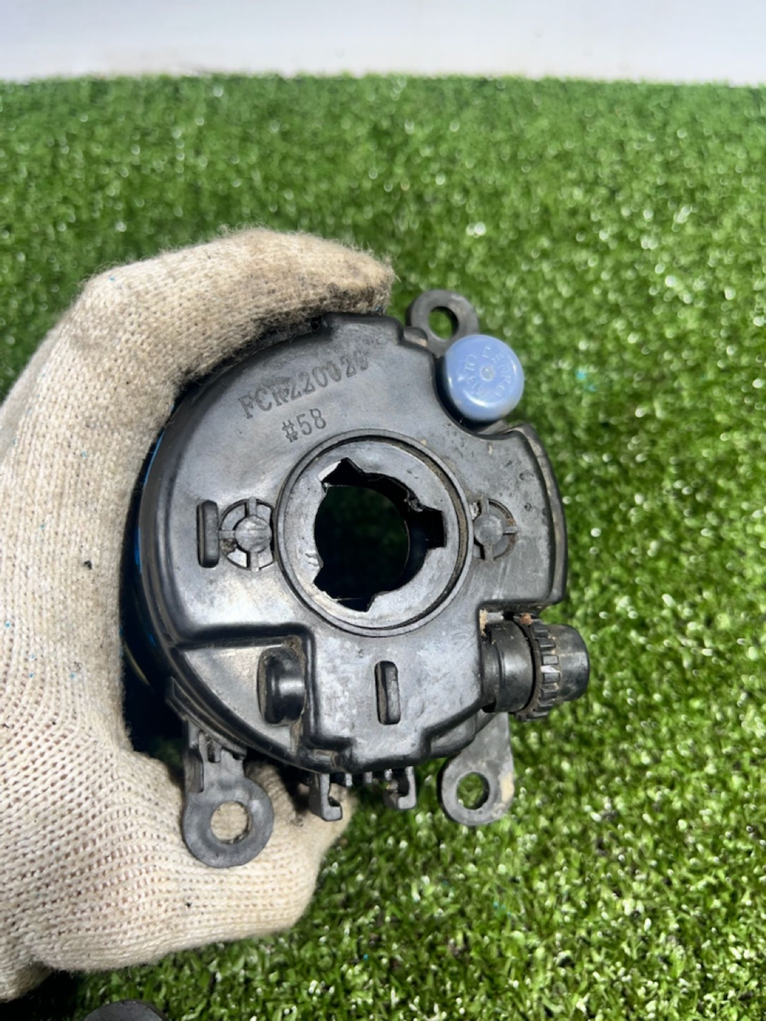https://gcs.partsauto.market/rn-stockpro.appspot.com/thmbs/userImages/7493bedda53ffbba18042670cc6fed05/part/1361d31b-74b4-4b98-8332-4664f0e93e2a_1733207491596.jpg