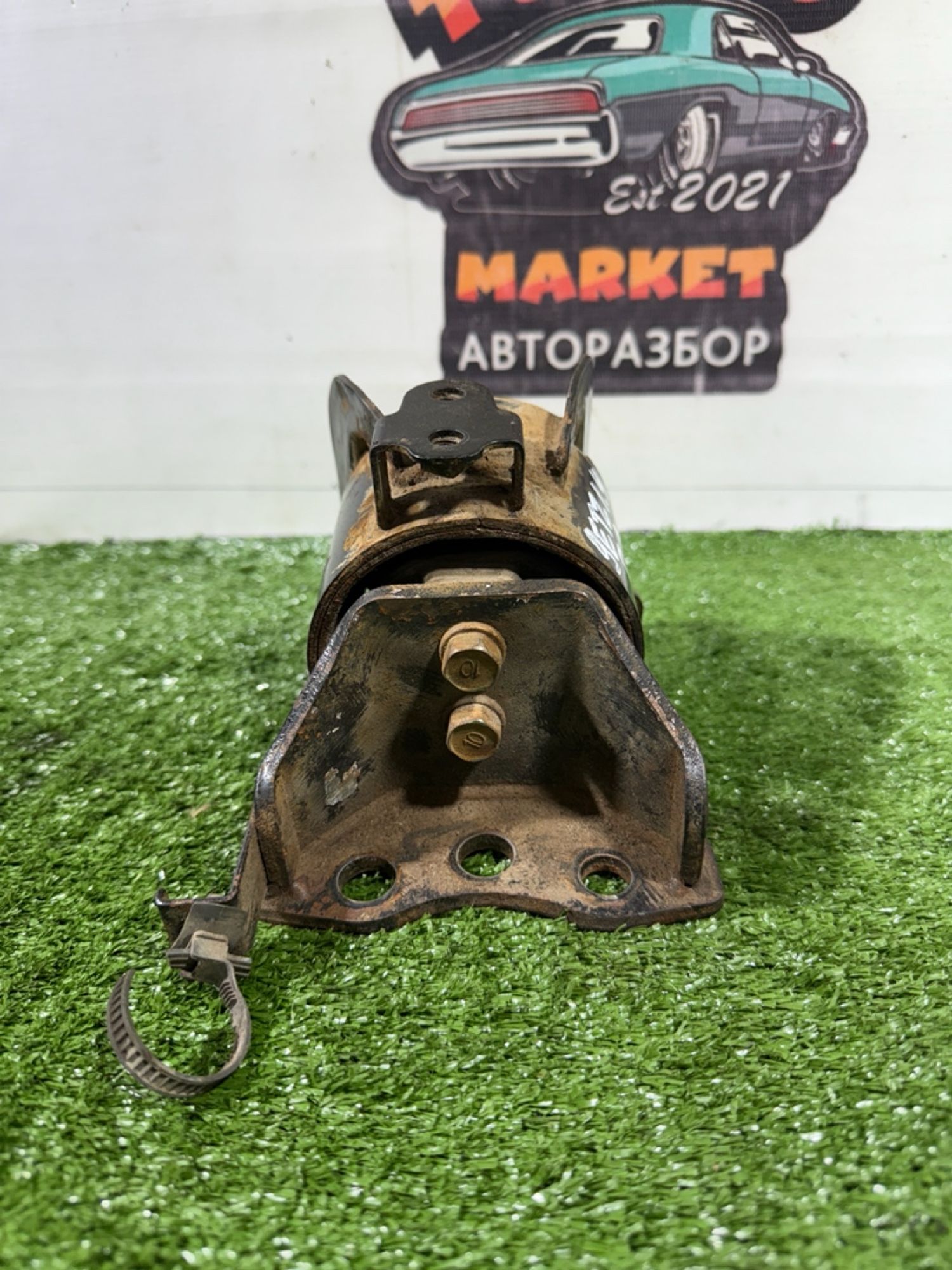 https://gcs.partsauto.market/rn-stockpro.appspot.com/thmbs/userImages/7493bedda53ffbba18042670cc6fed05/part/1426a0e5-154b-4d87-b718-fe621532a062_1740397602377.jpg