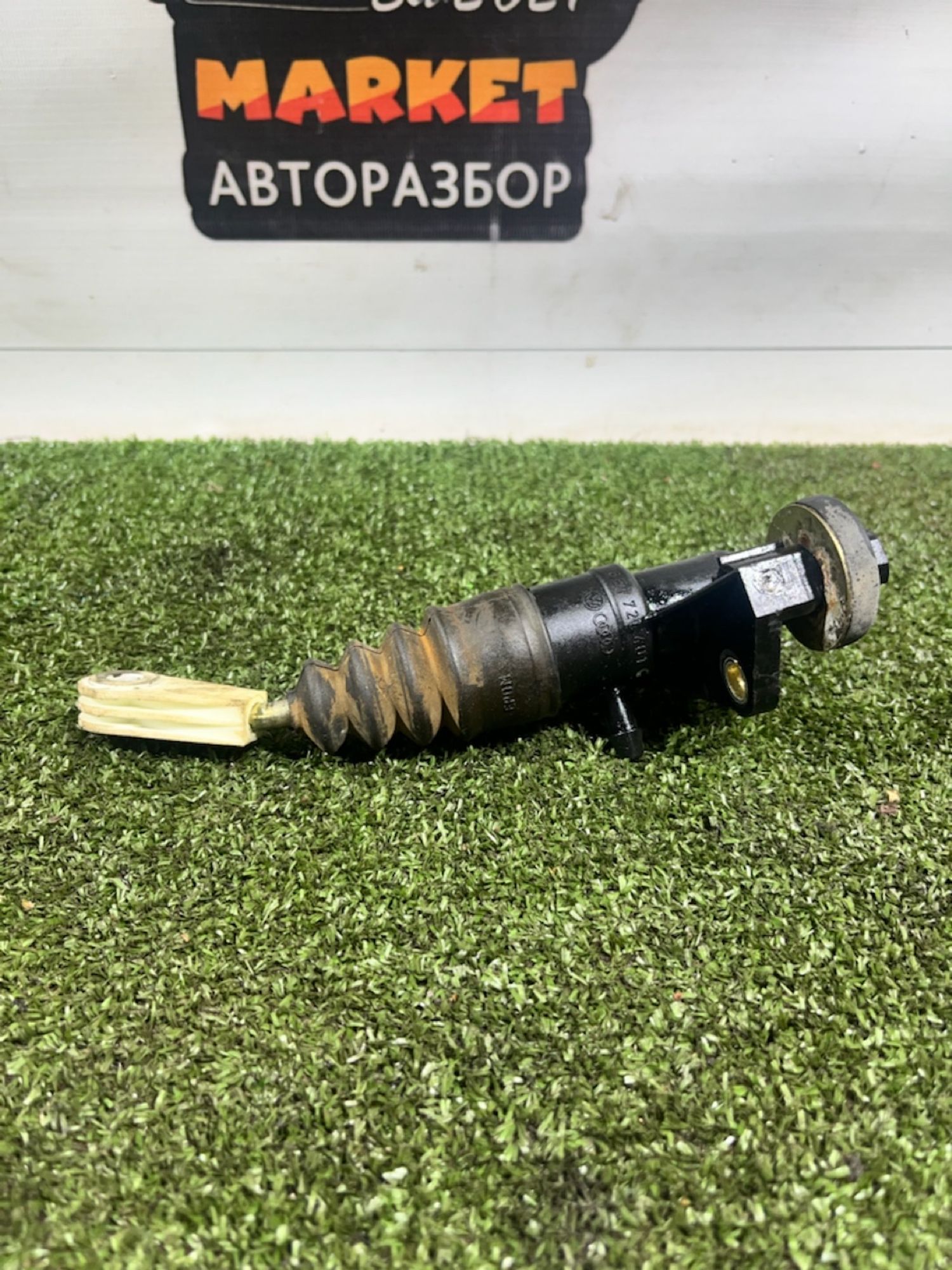 https://gcs.partsauto.market/rn-stockpro.appspot.com/thmbs/userImages/7493bedda53ffbba18042670cc6fed05/part/14570457-f0aa-4ad1-84c9-b195ced58ee9_1734092323870.jpg