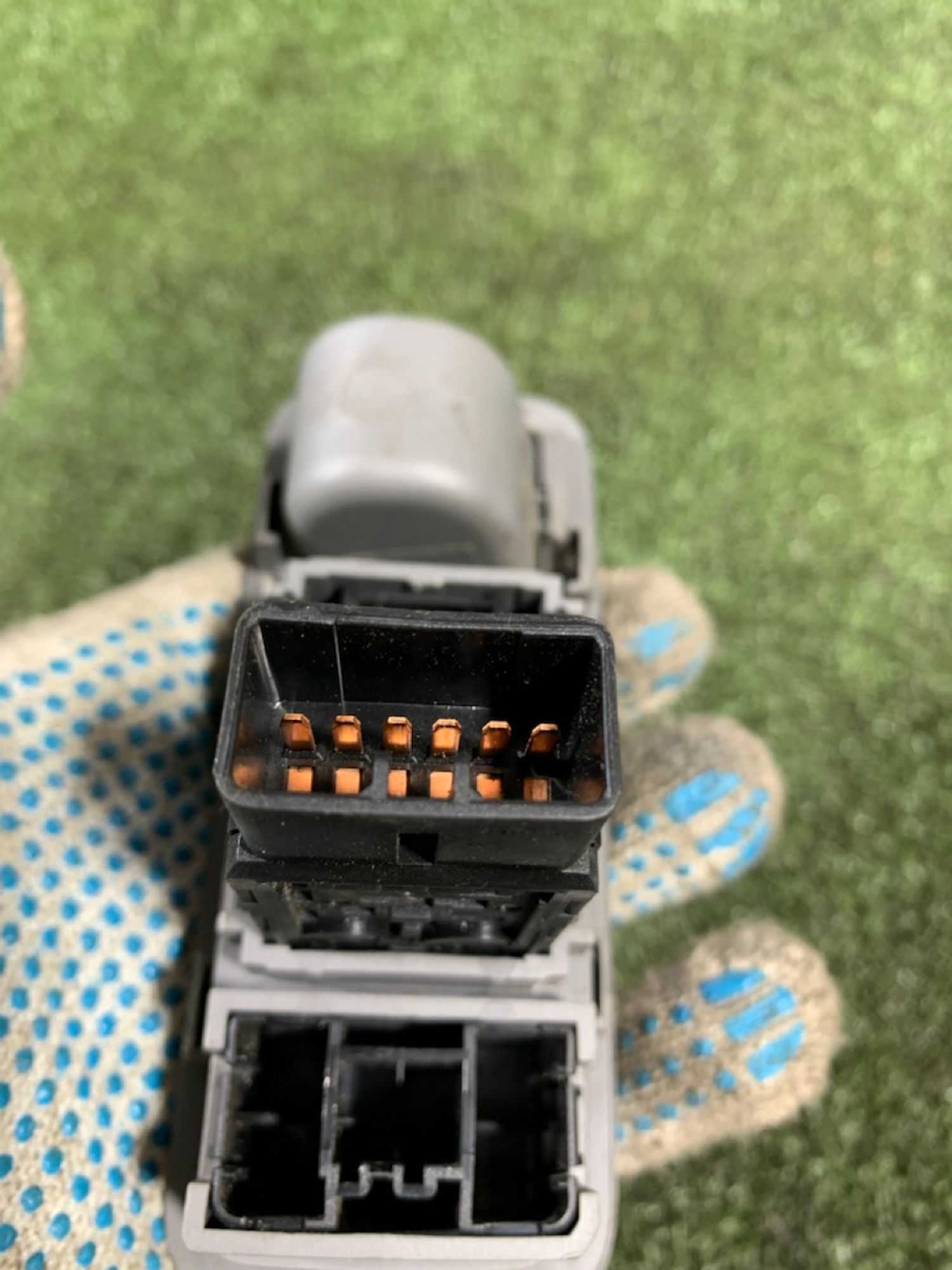 https://gcs.partsauto.market/rn-stockpro.appspot.com/thmbs/userImages/7493bedda53ffbba18042670cc6fed05/part/14deb8c9-6c74-499f-a9dc-bdec1959c61f_1734425085576.jpg