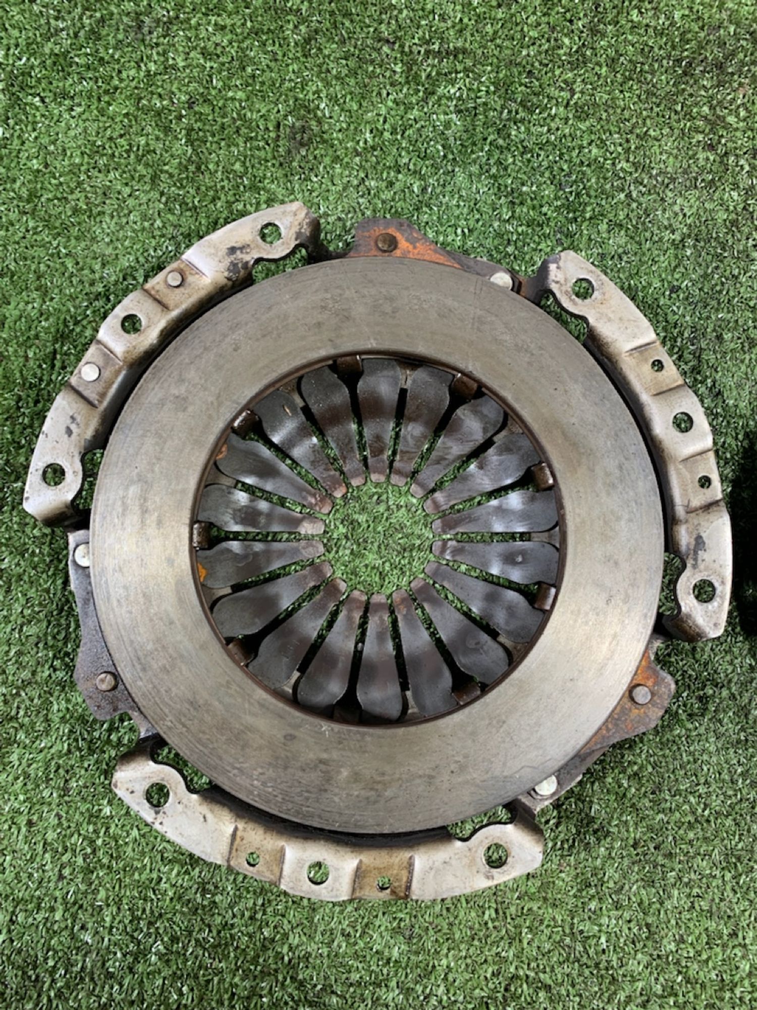 https://gcs.partsauto.market/rn-stockpro.appspot.com/thmbs/userImages/7493bedda53ffbba18042670cc6fed05/part/15a93ee3-2506-4ce9-8112-6597070a1af7_1733760268820.jpg