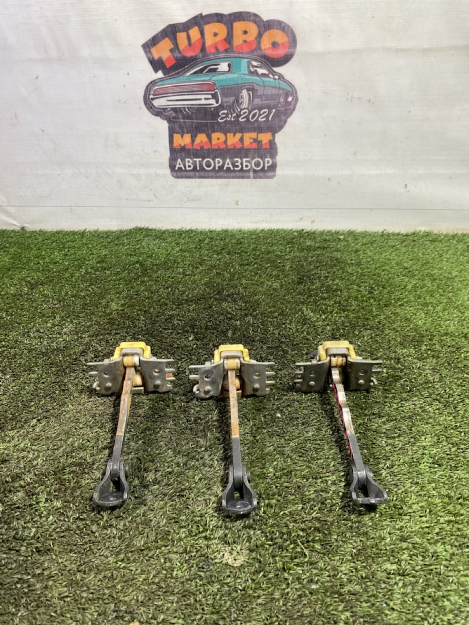 https://gcs.partsauto.market/rn-stockpro.appspot.com/thmbs/userImages/7493bedda53ffbba18042670cc6fed05/part/1950056d-7989-4187-8a4d-3eaf190cf718_1748595131450.jpg