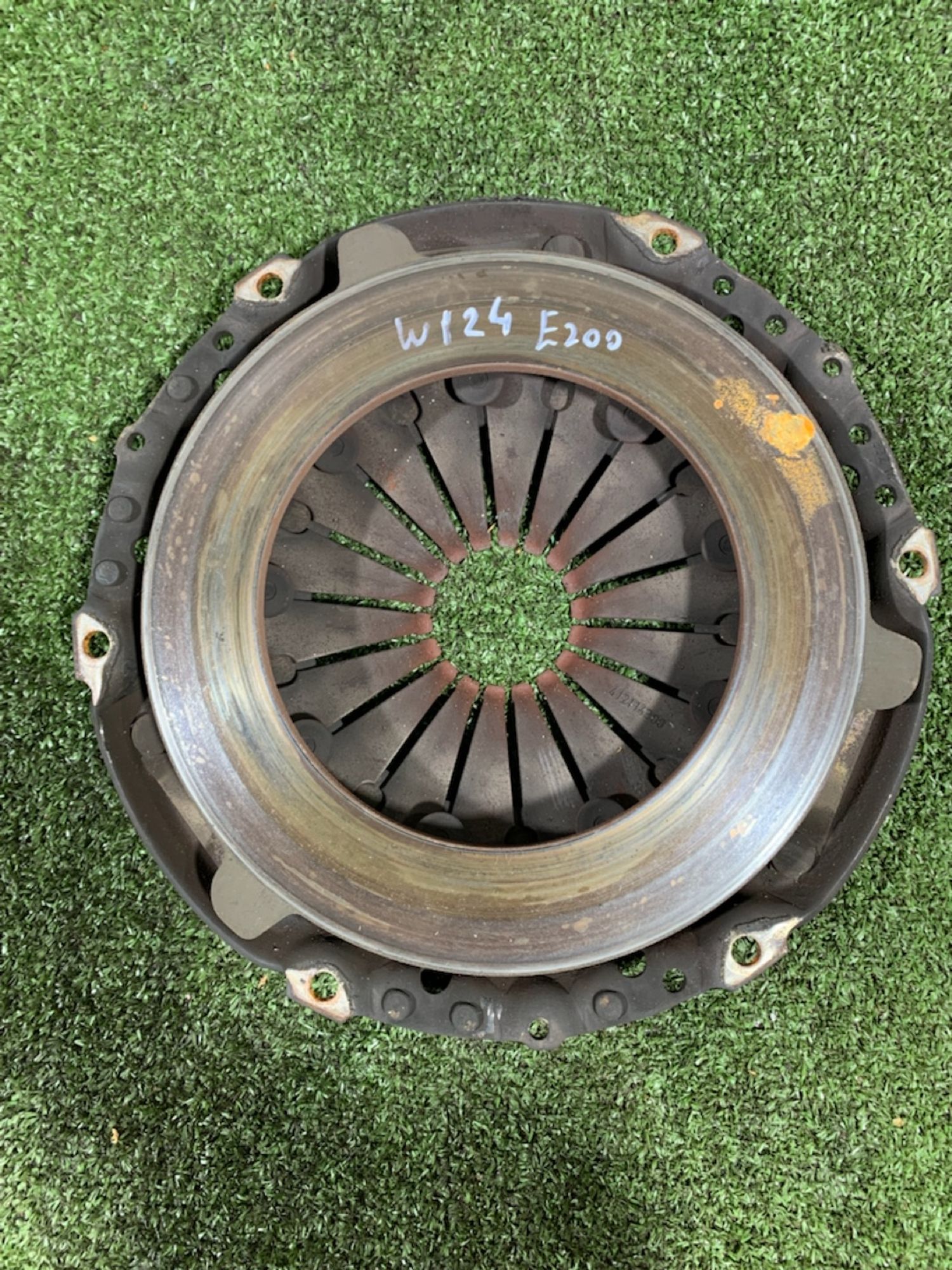 https://gcs.partsauto.market/rn-stockpro.appspot.com/thmbs/userImages/7493bedda53ffbba18042670cc6fed05/part/19f17a6a-538e-4b91-86f5-92c344359e6d_1735213375101.jpg