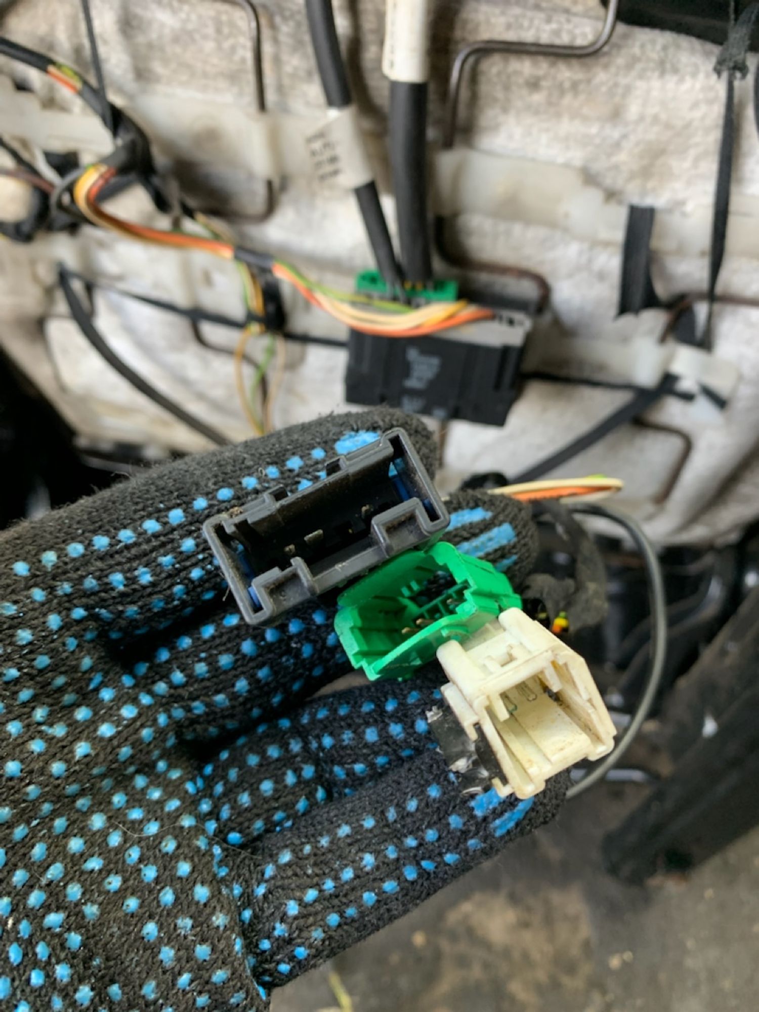 https://gcs.partsauto.market/rn-stockpro.appspot.com/thmbs/userImages/7493bedda53ffbba18042670cc6fed05/part/1c4a77b9-1183-4a89-927d-42ab33733a6d_1742885487069.jpg