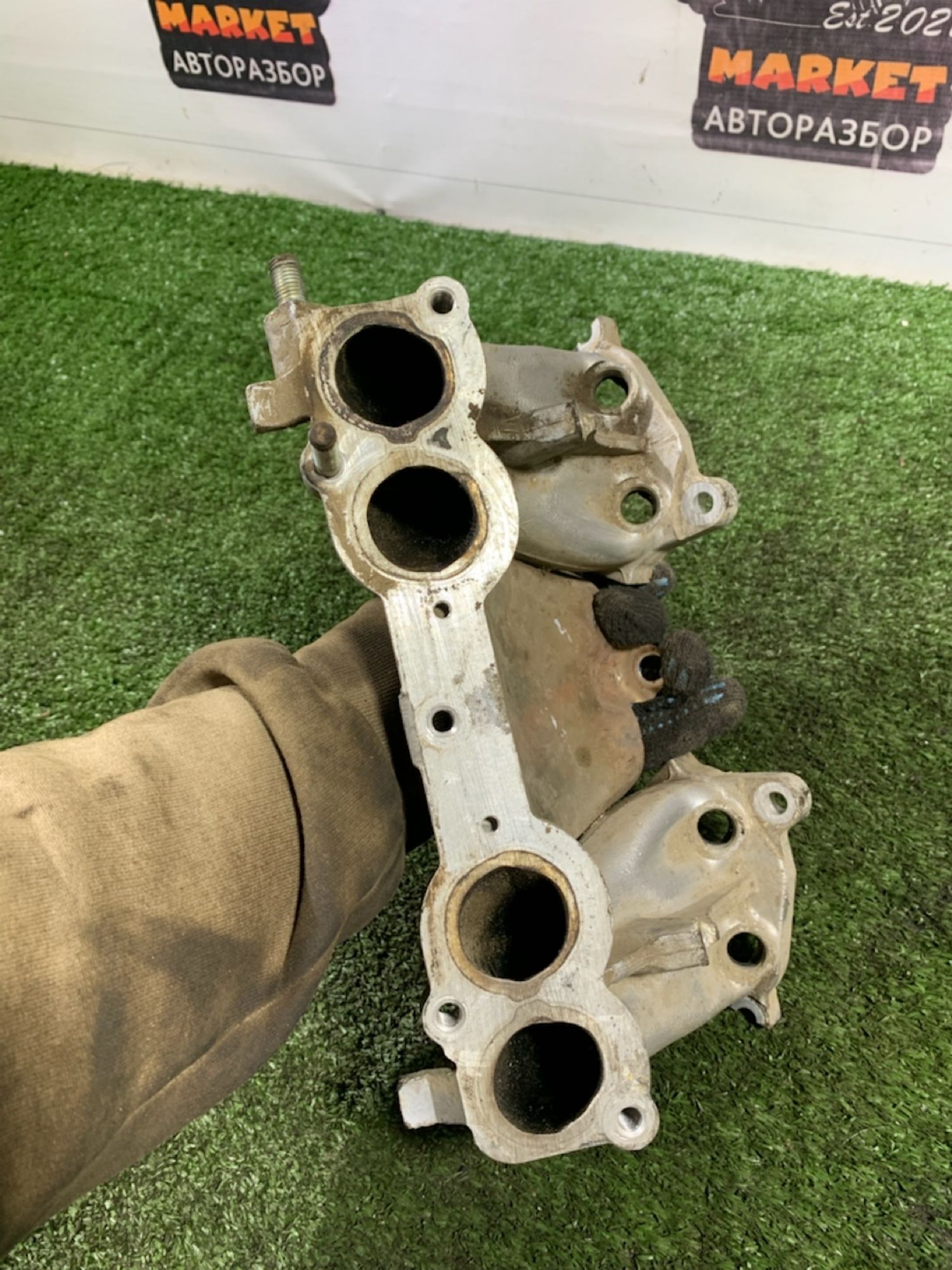 https://gcs.partsauto.market/rn-stockpro.appspot.com/thmbs/userImages/7493bedda53ffbba18042670cc6fed05/part/21065d0d-03b1-47f3-907a-f5db1c433ae1_1742825652741.jpg