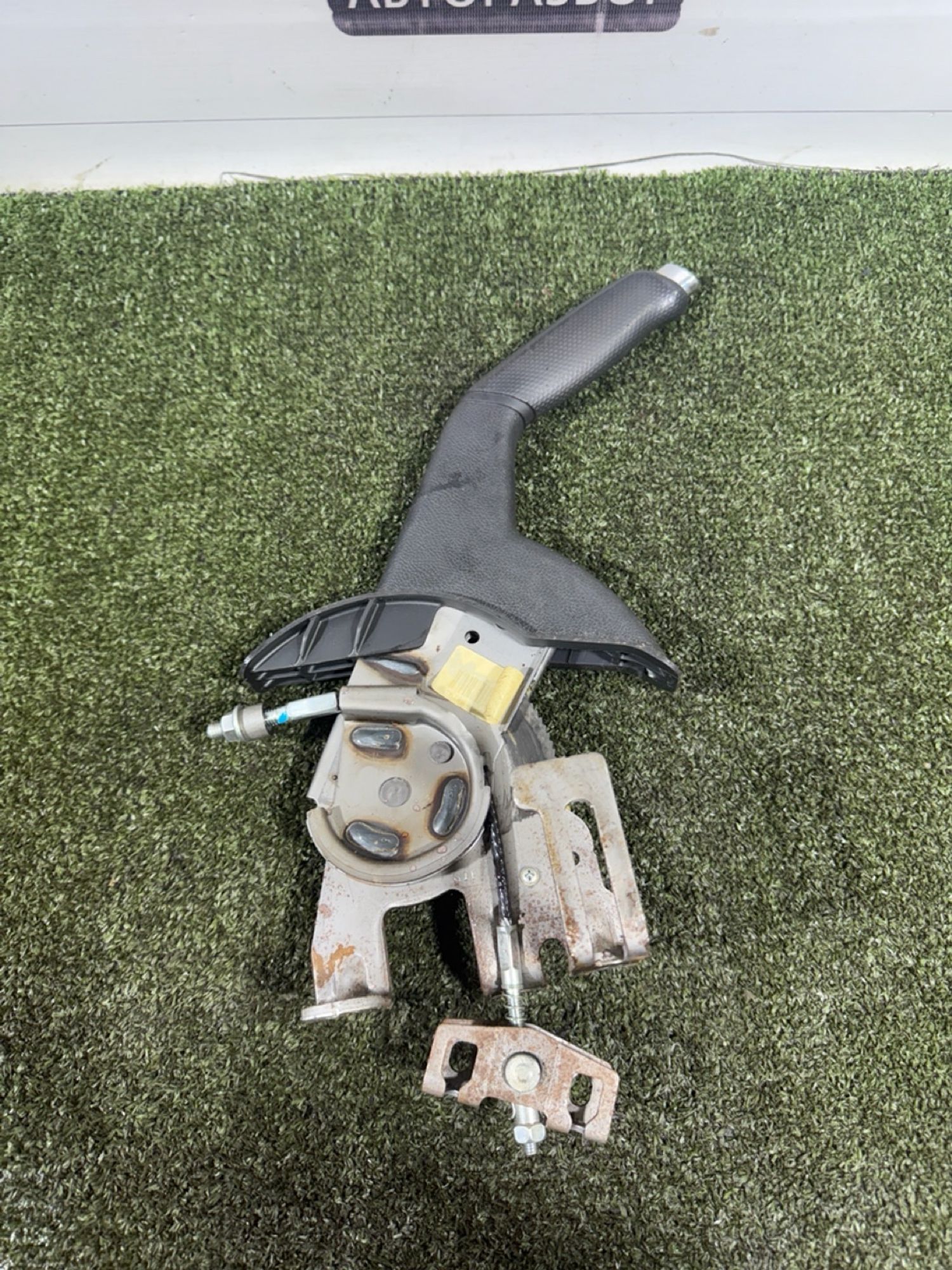 https://gcs.partsauto.market/rn-stockpro.appspot.com/thmbs/userImages/7493bedda53ffbba18042670cc6fed05/part/22b0d4cd-0594-48b3-975e-1a4827173591_1739775481315.jpg
