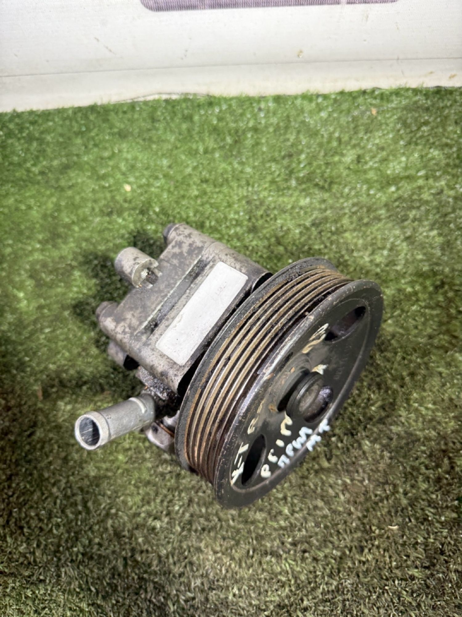 https://gcs.partsauto.market/rn-stockpro.appspot.com/thmbs/userImages/7493bedda53ffbba18042670cc6fed05/part/26f291cc-dd27-4d6b-82a3-4dcb45863cf5_1749198905187.jpg