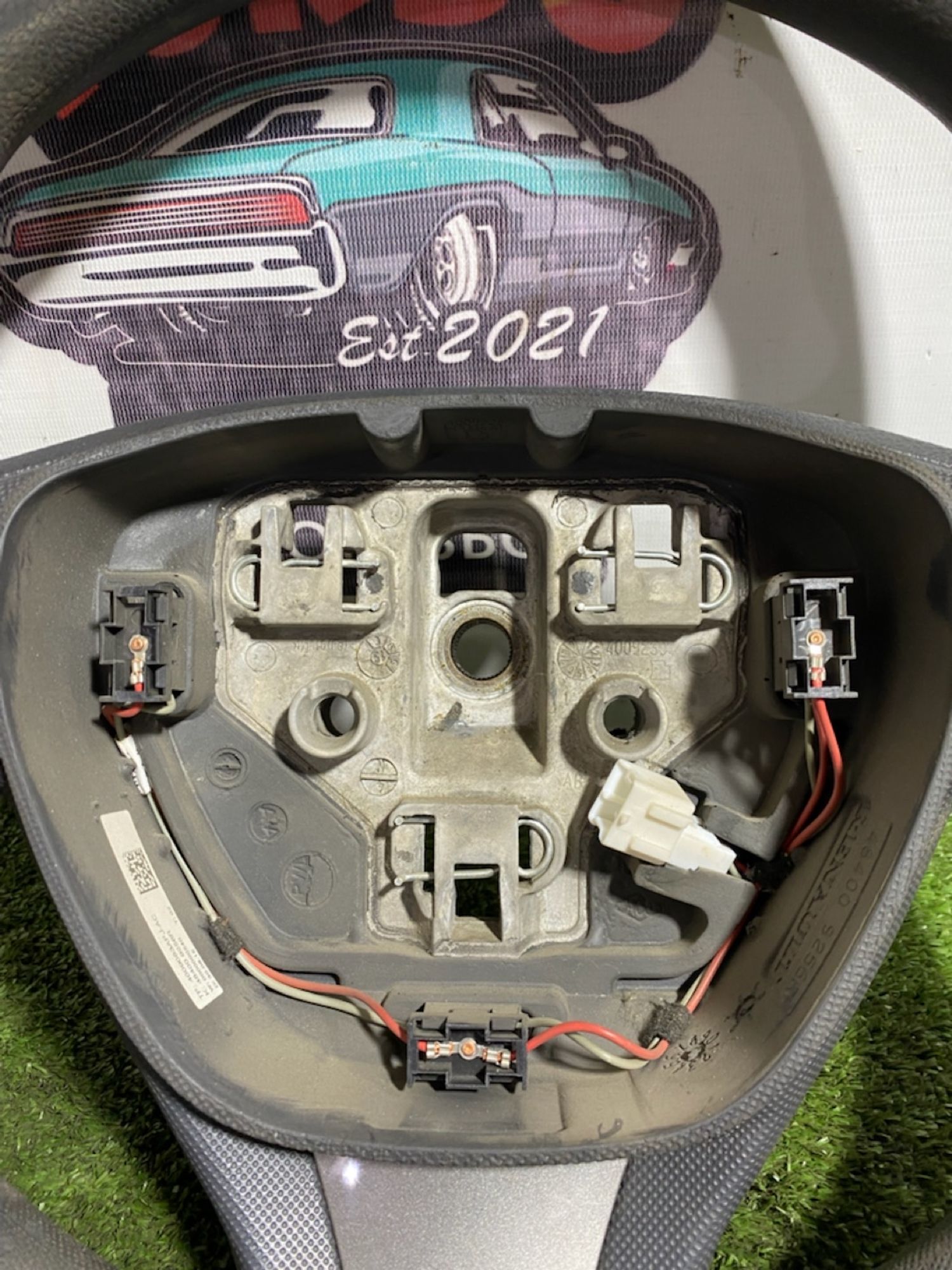 https://gcs.partsauto.market/rn-stockpro.appspot.com/thmbs/userImages/7493bedda53ffbba18042670cc6fed05/part/290012fd-9455-45a7-89f3-2a5ee963984a_1745932903612.jpg